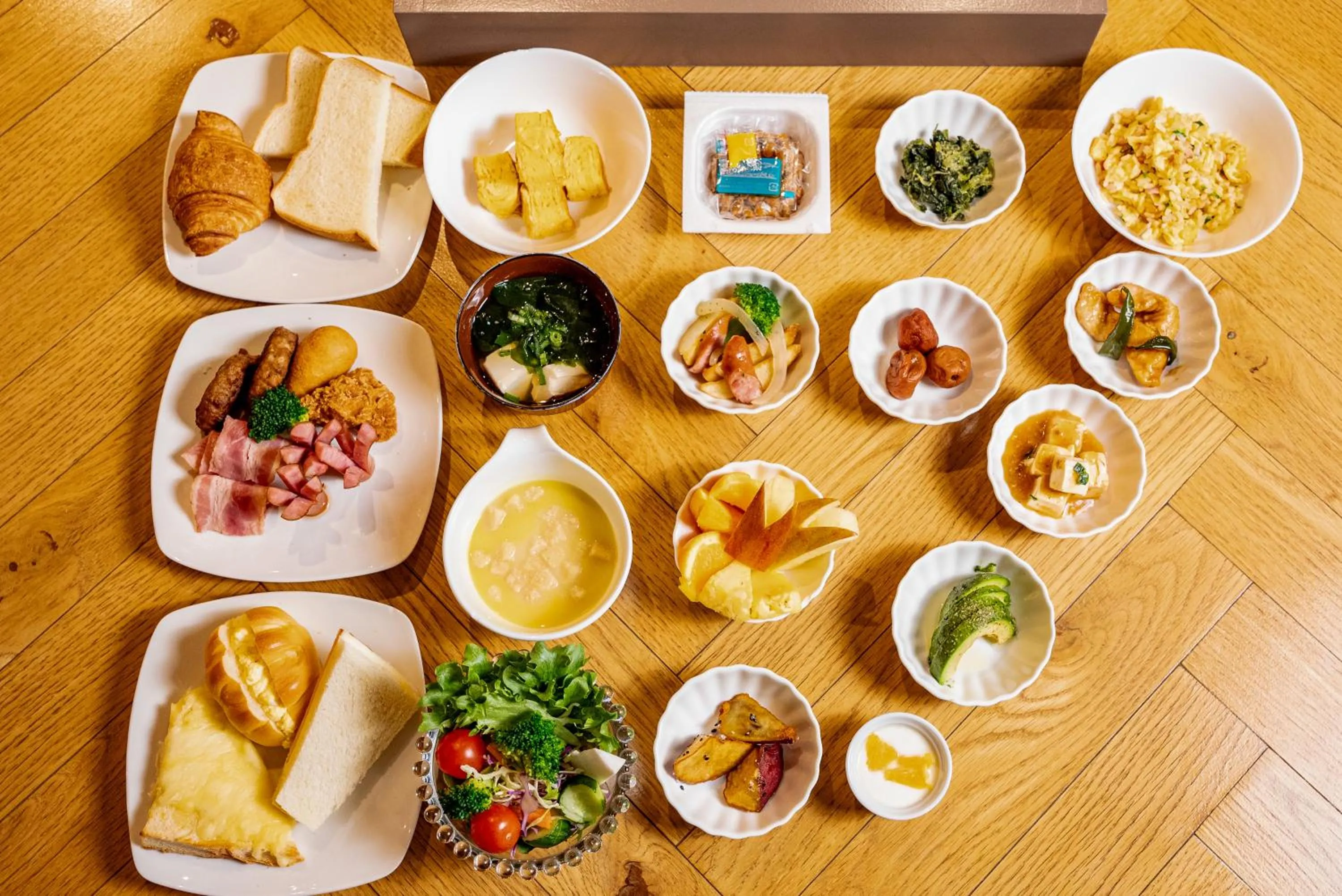 Restaurant/places to eat in Hotel S-Presso South II