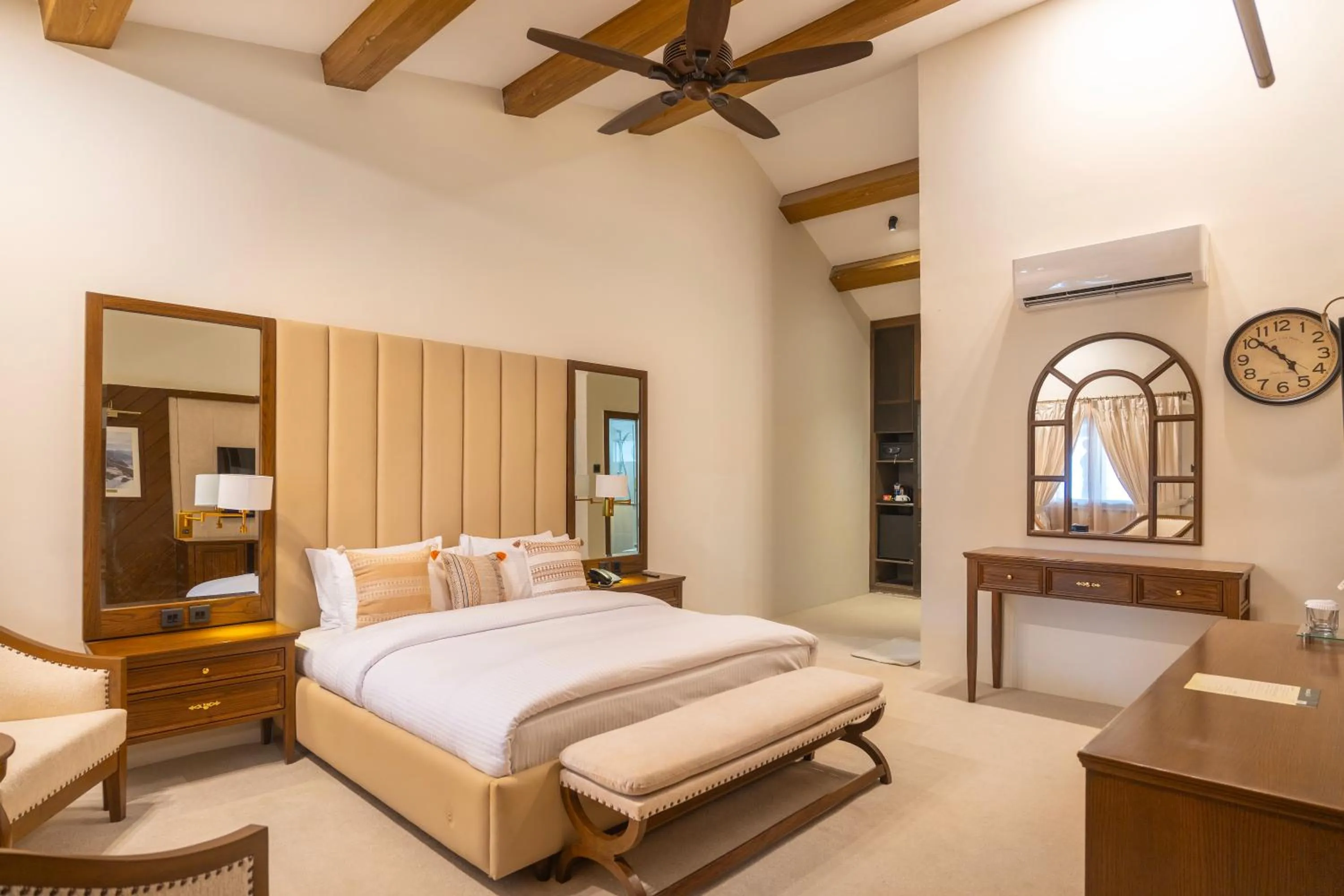 Bedroom, Bed in K2 Hotel by Green Pak Skardu