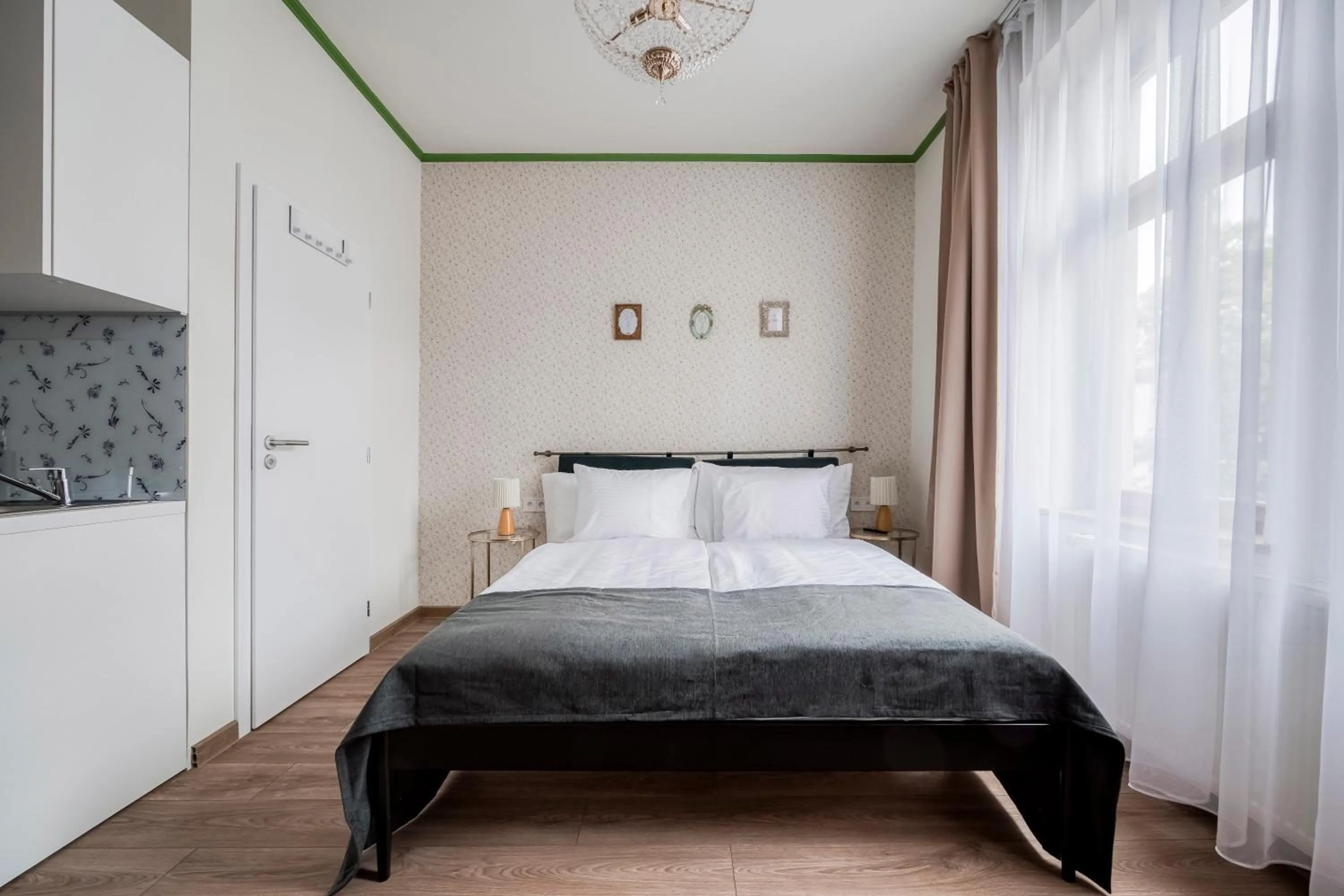 Bed in Anmut by Revelton