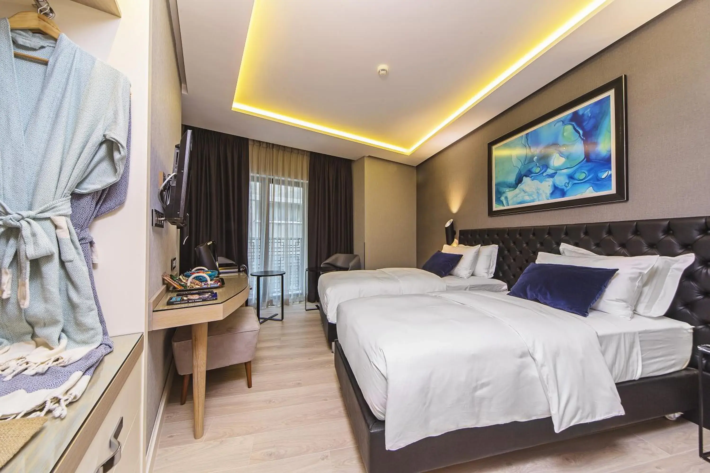 Deluxe Triple Room in Barbera Hotel Deluxe Triple Room in Barbera Hotel