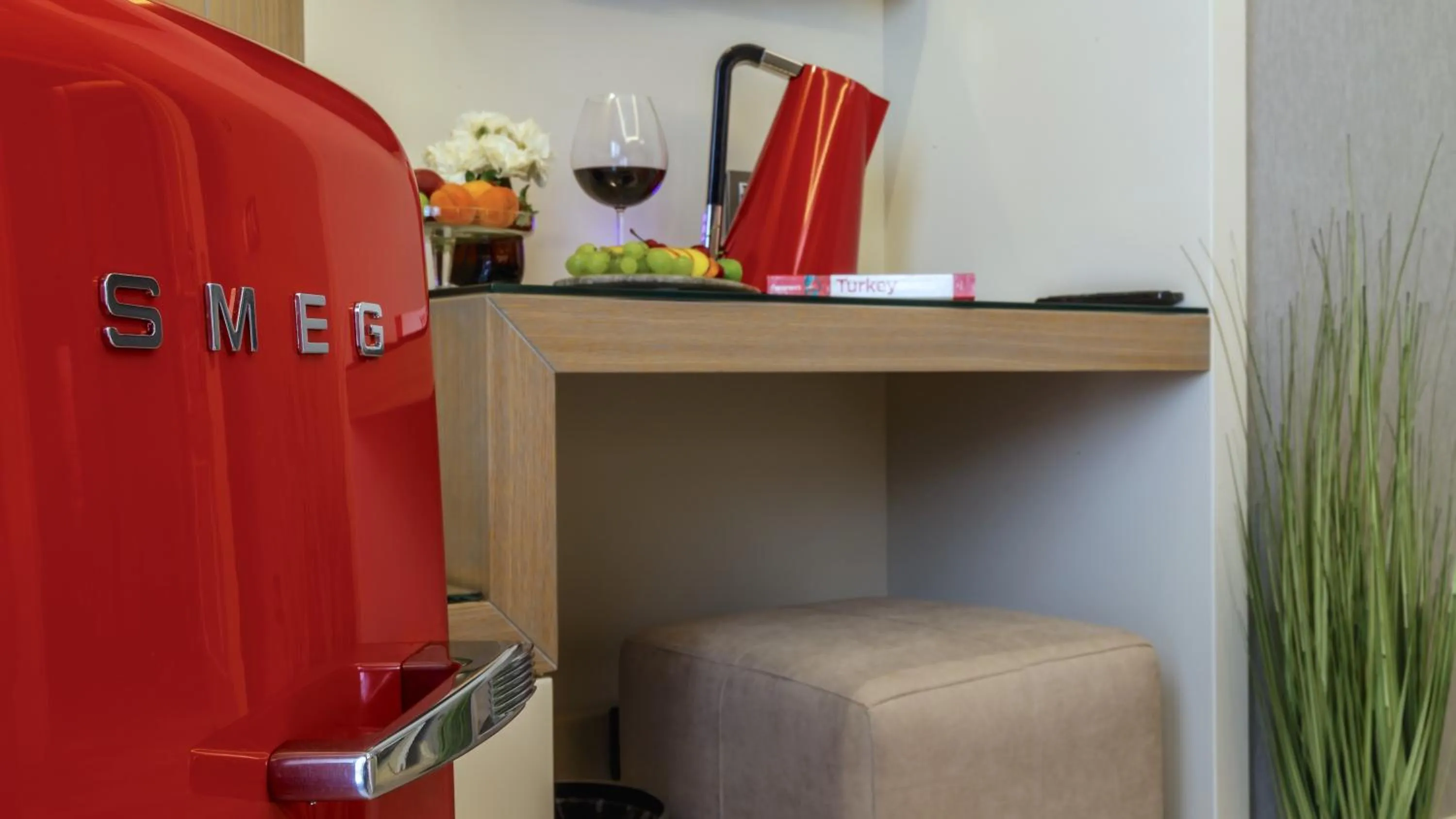Coffee/tea facilities in Barbera Hotel