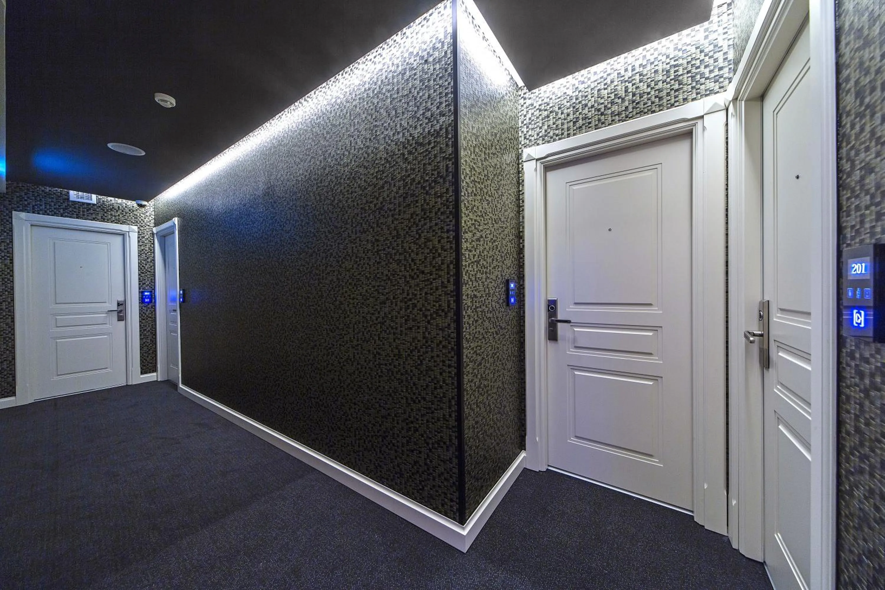 Decorative detail in Barbera Hotel