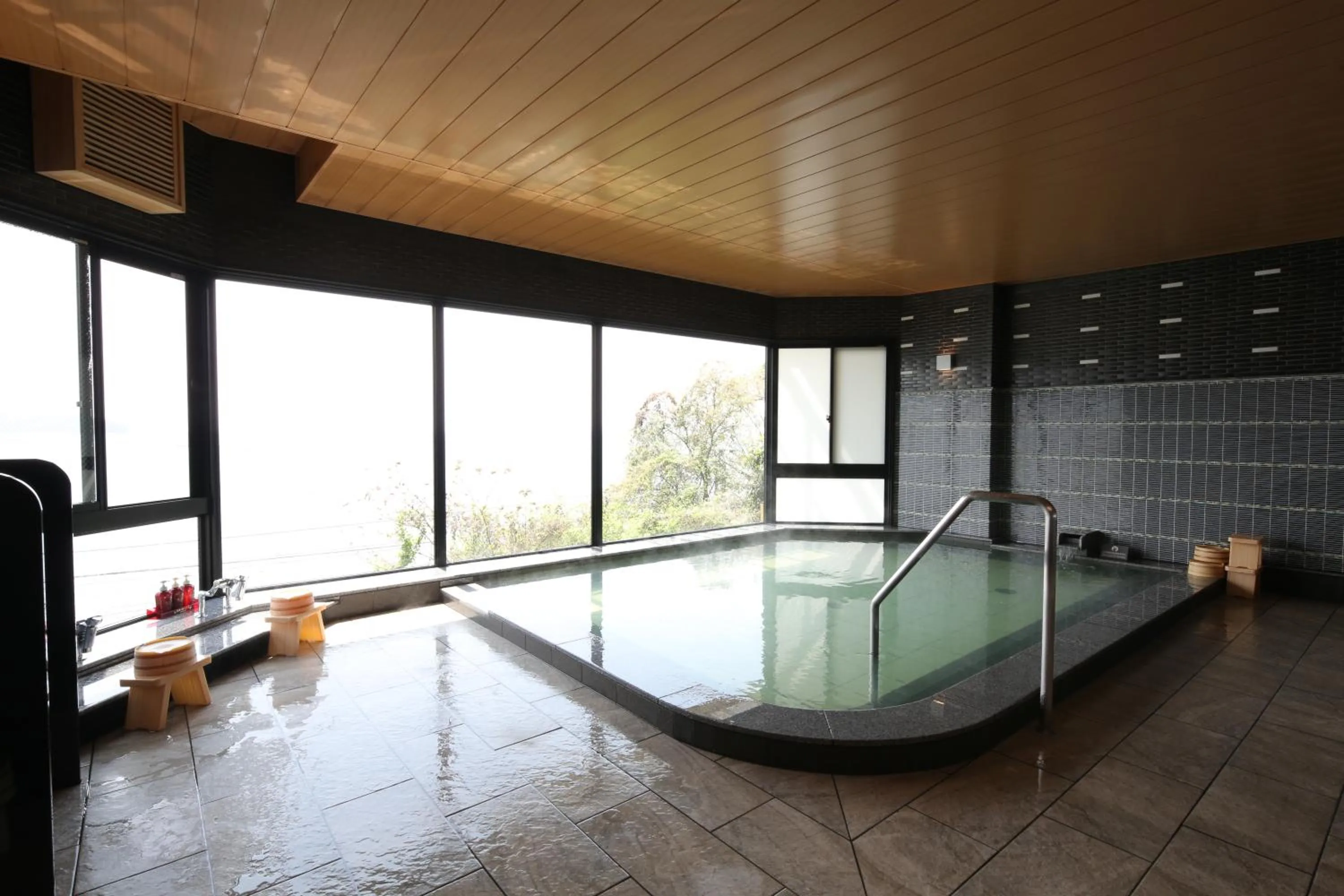 Hot Spring Bath in Miyahama Grand Hotel