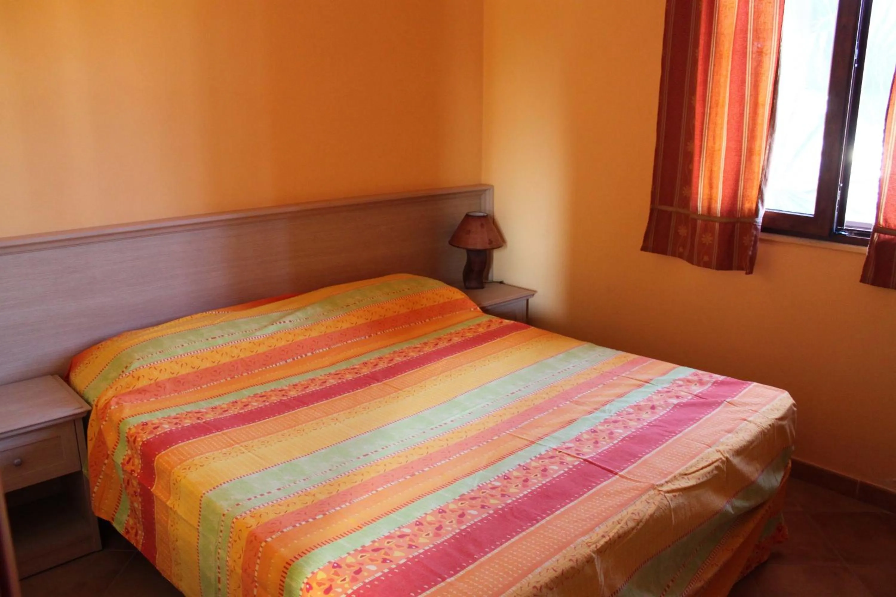 Photo of the whole room, Bed in Green Park Residence