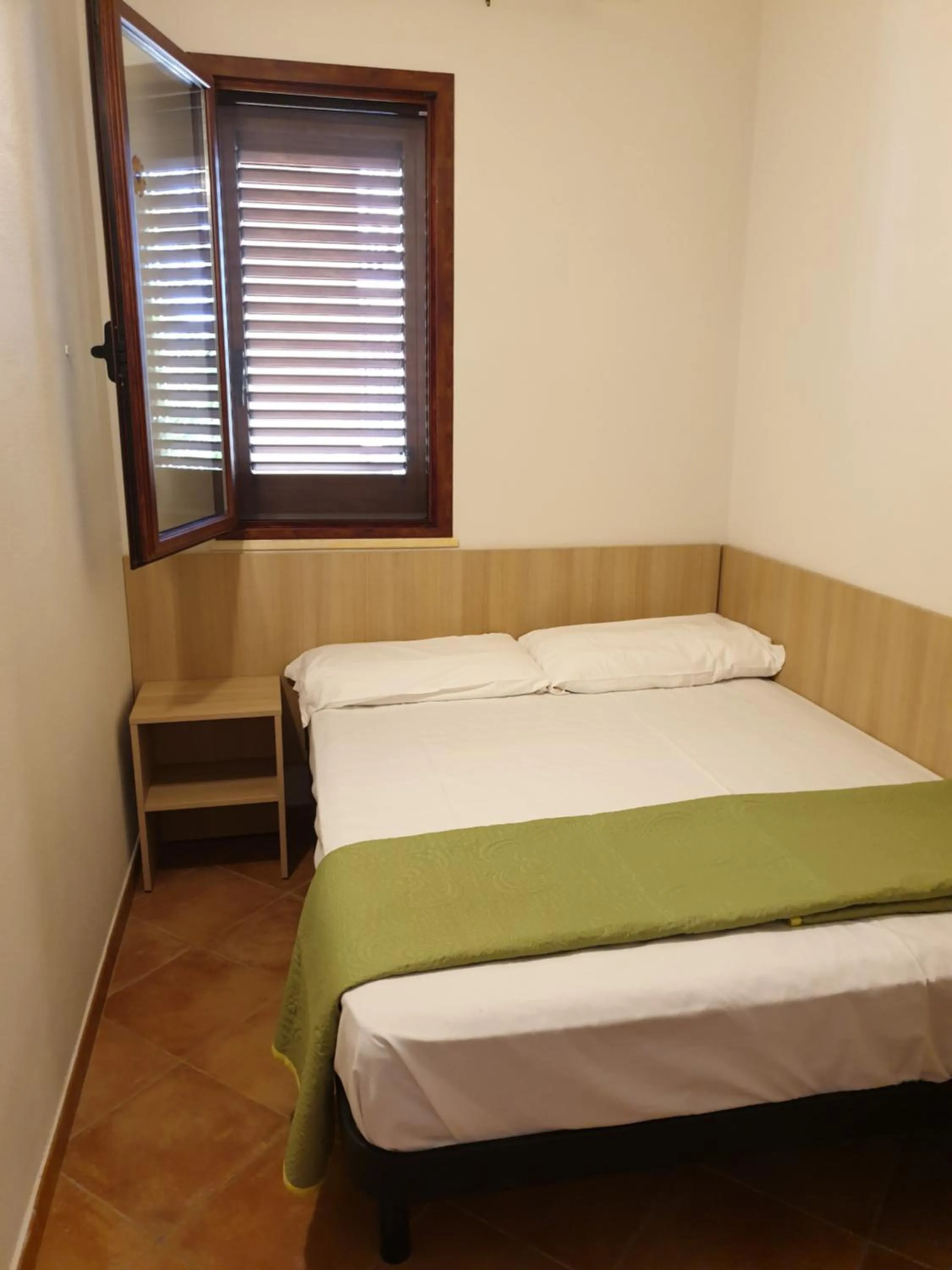 Bed in Green Park Residence