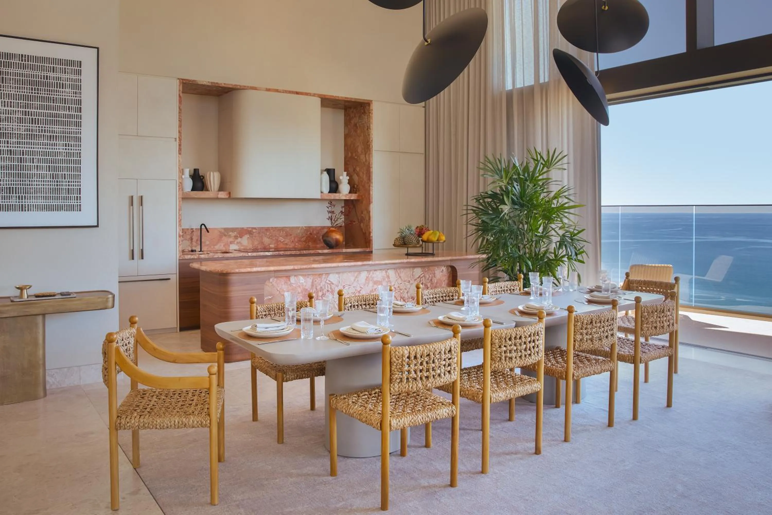 Kitchen or kitchenette in Mondrian Gold Coast