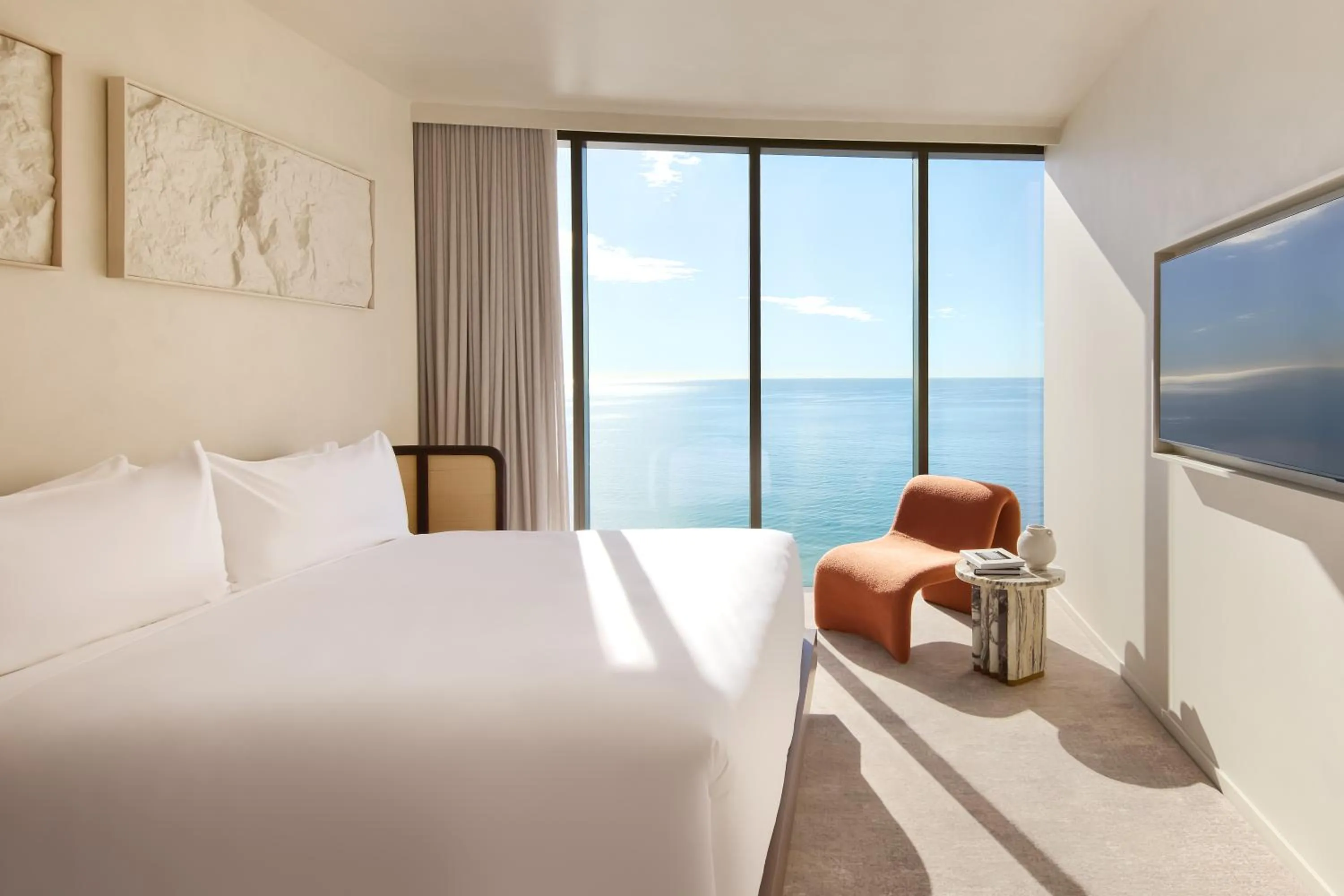 View (from property/room), Bed in Mondrian Gold Coast