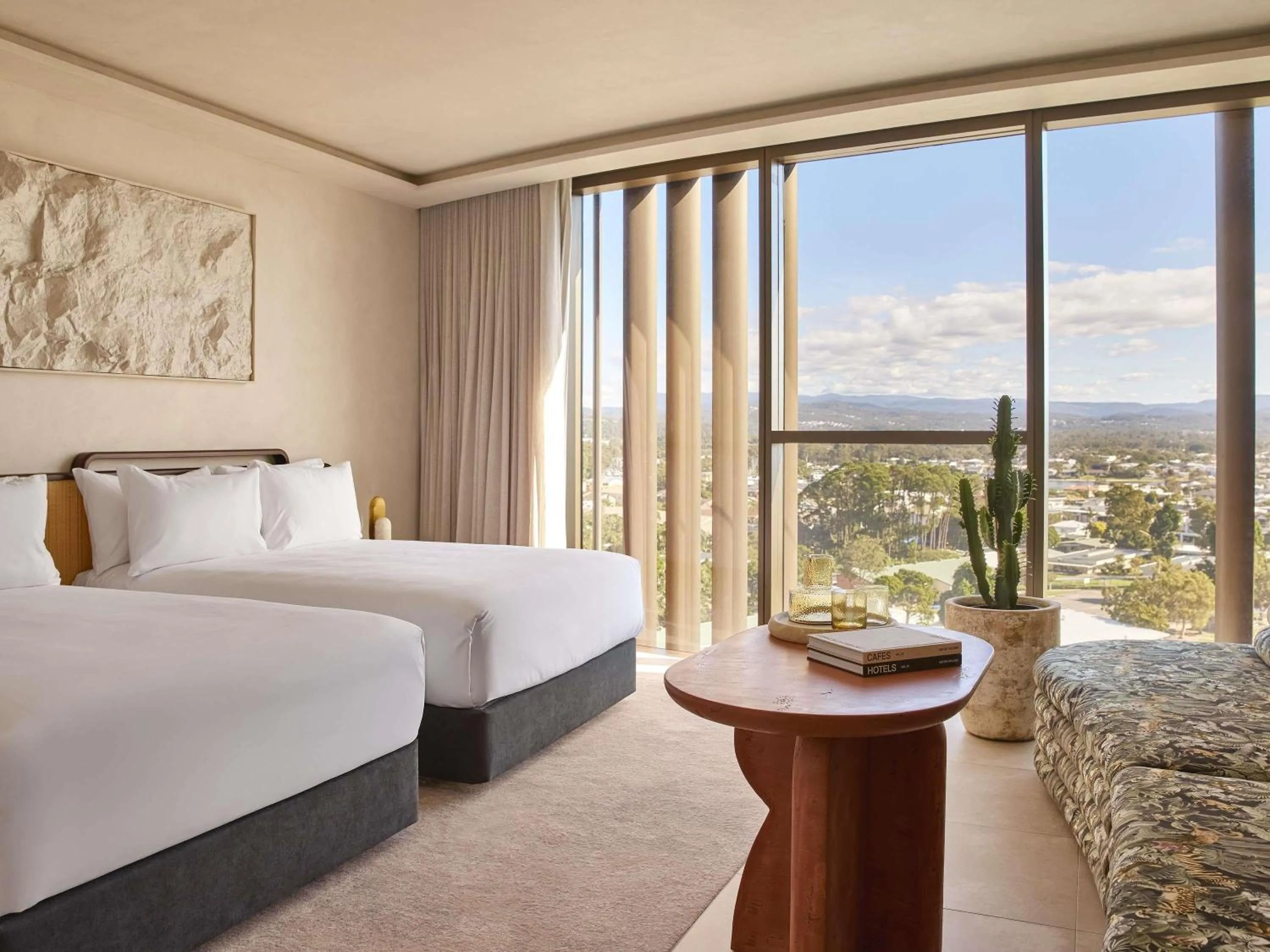 Bedroom, Bed in Mondrian Gold Coast