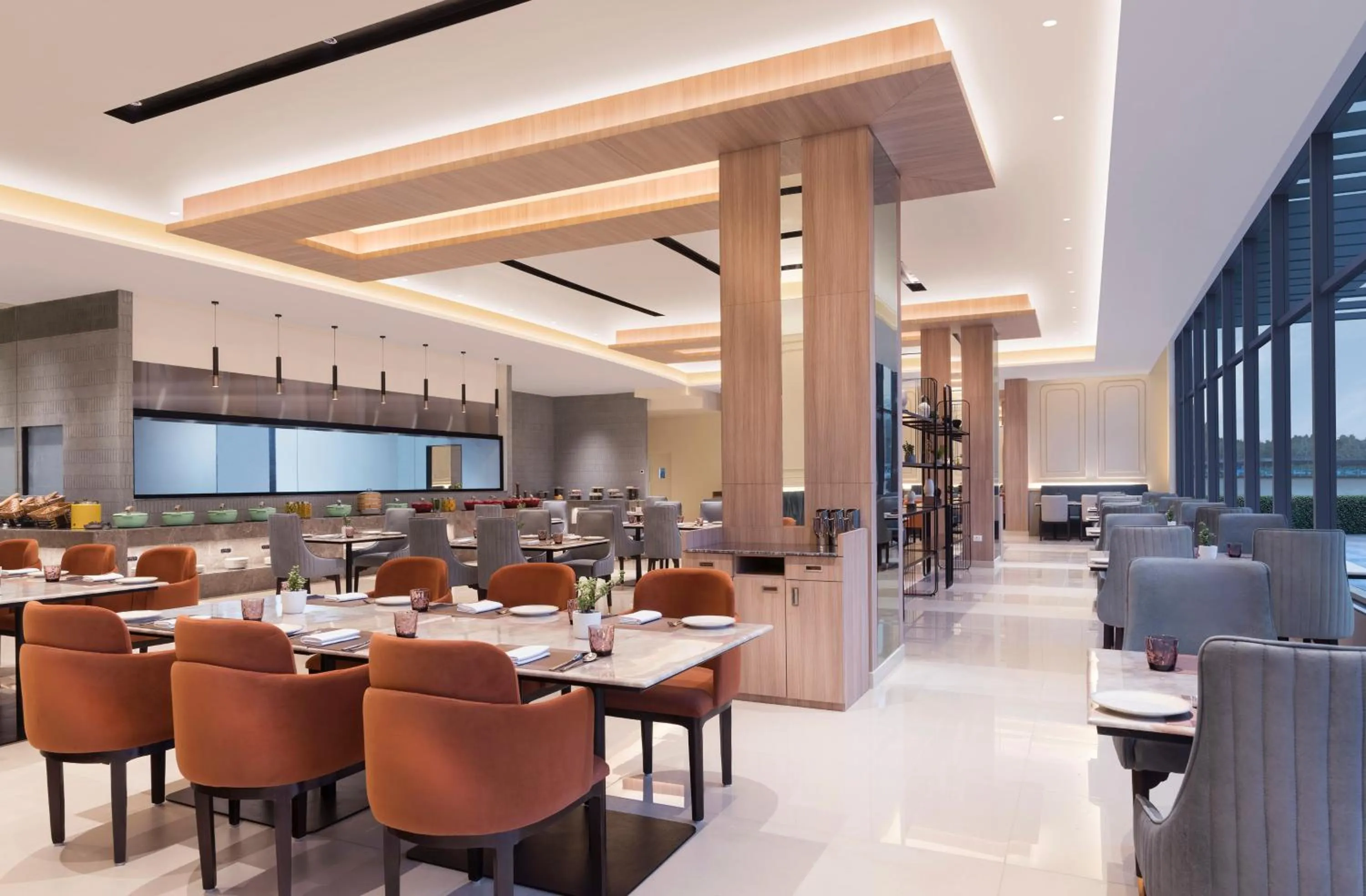 Restaurant/places to eat in Mercure Lucknow Gomti Nagar