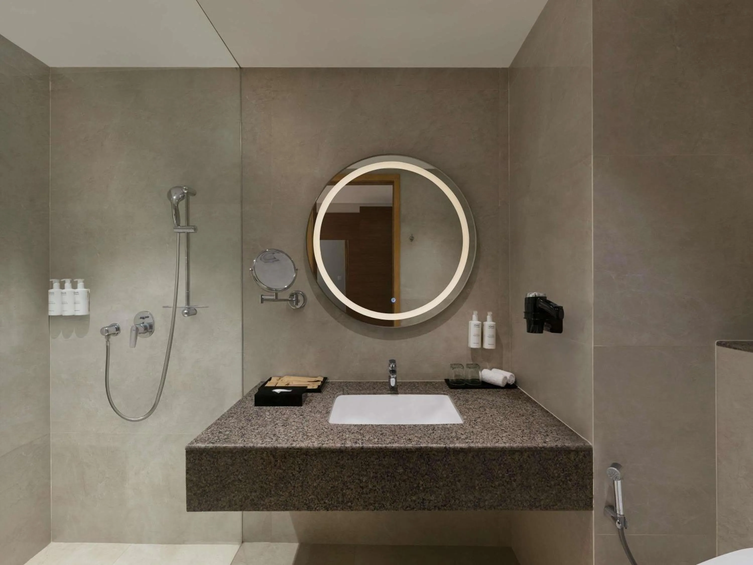 Bedroom in Mercure Lucknow Gomti Nagar