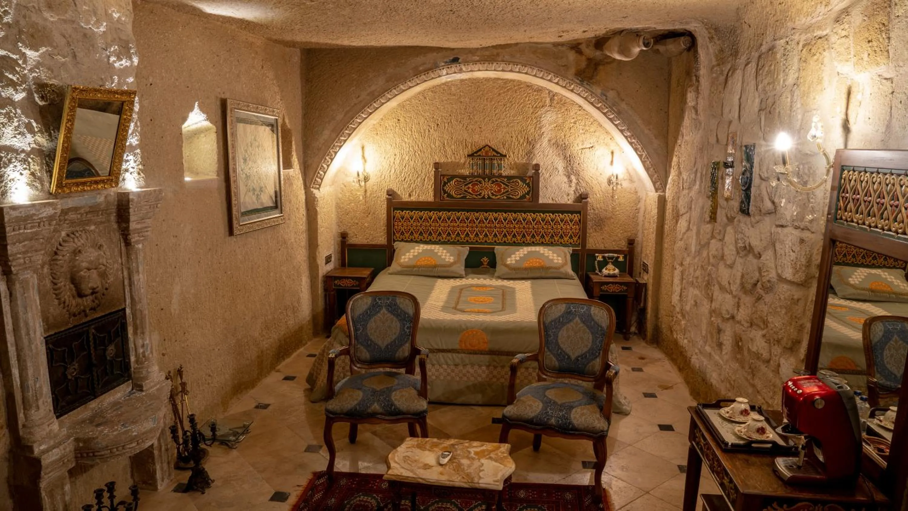 Photo of the whole room, Bed in Elika Cave Suites & Spa