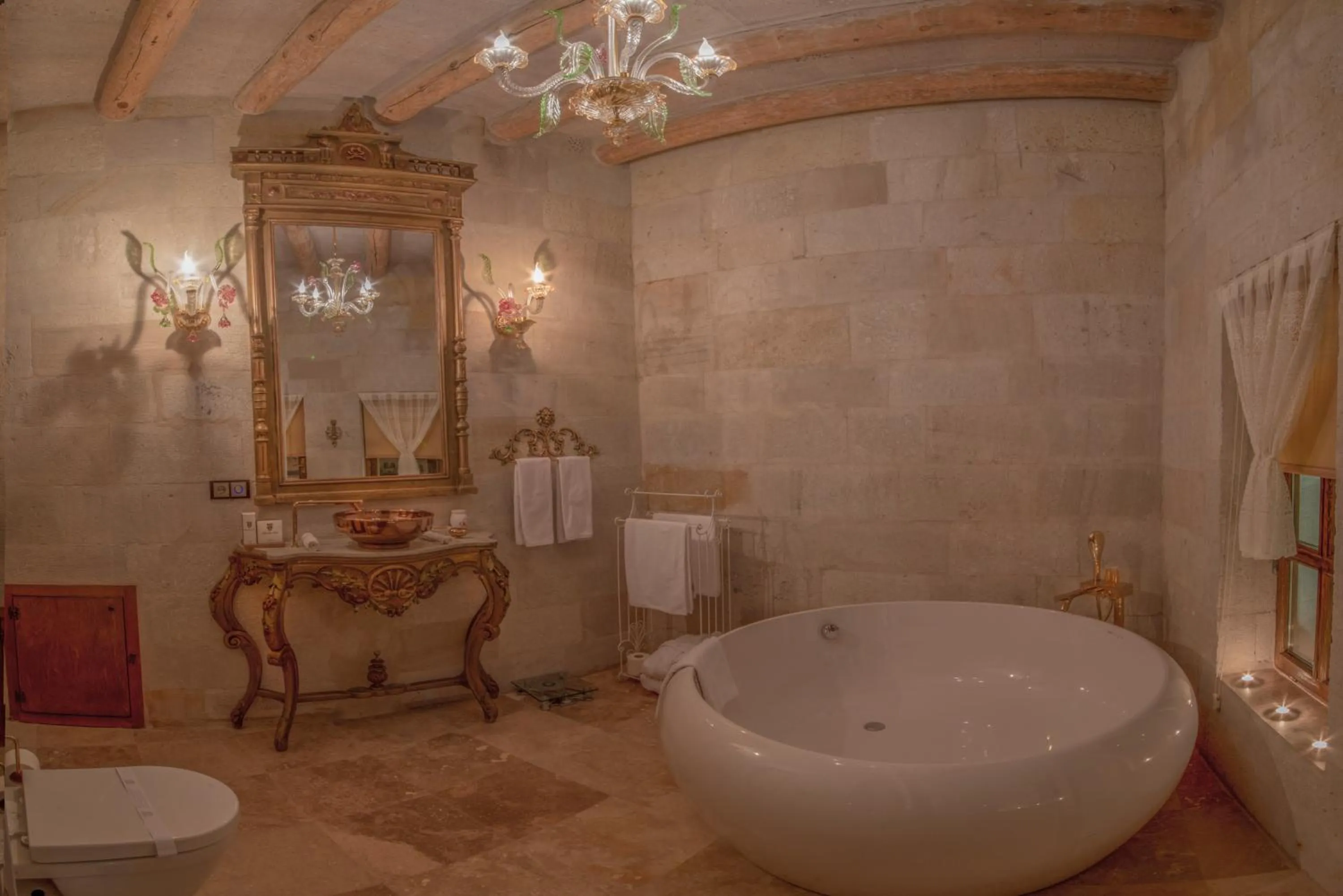 Bathroom in Elika Cave Suites & Spa