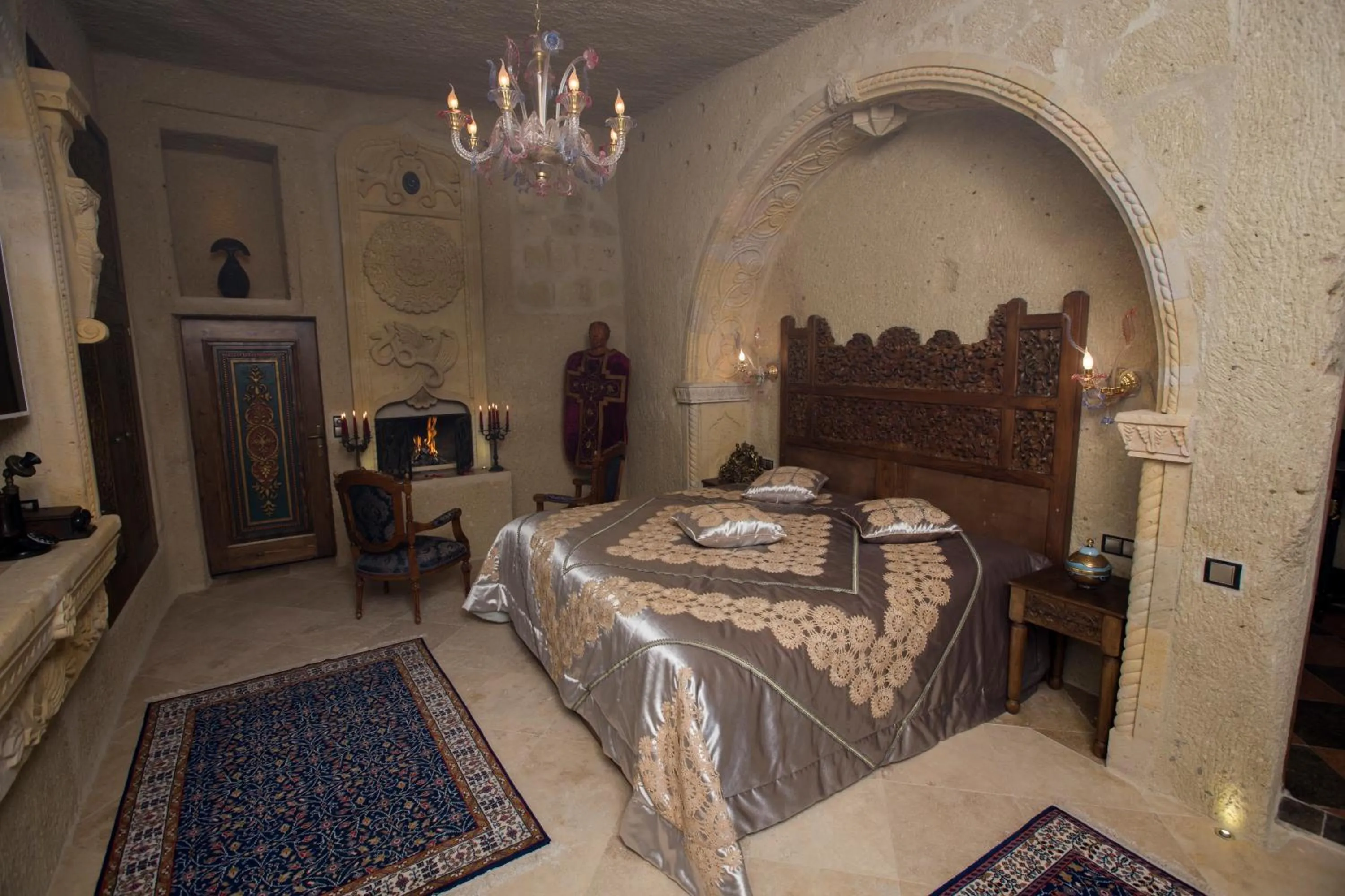 Bedroom, Bed in Elika Cave Suites & Spa