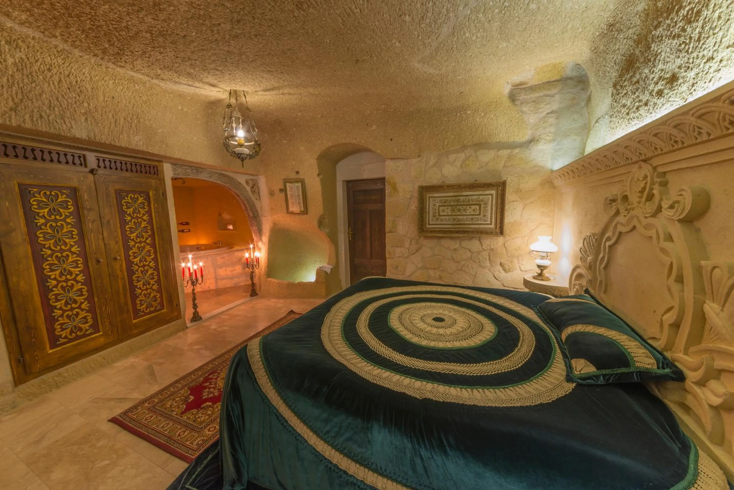 Photo of the whole room, Bed in Elika Cave Suites & Spa