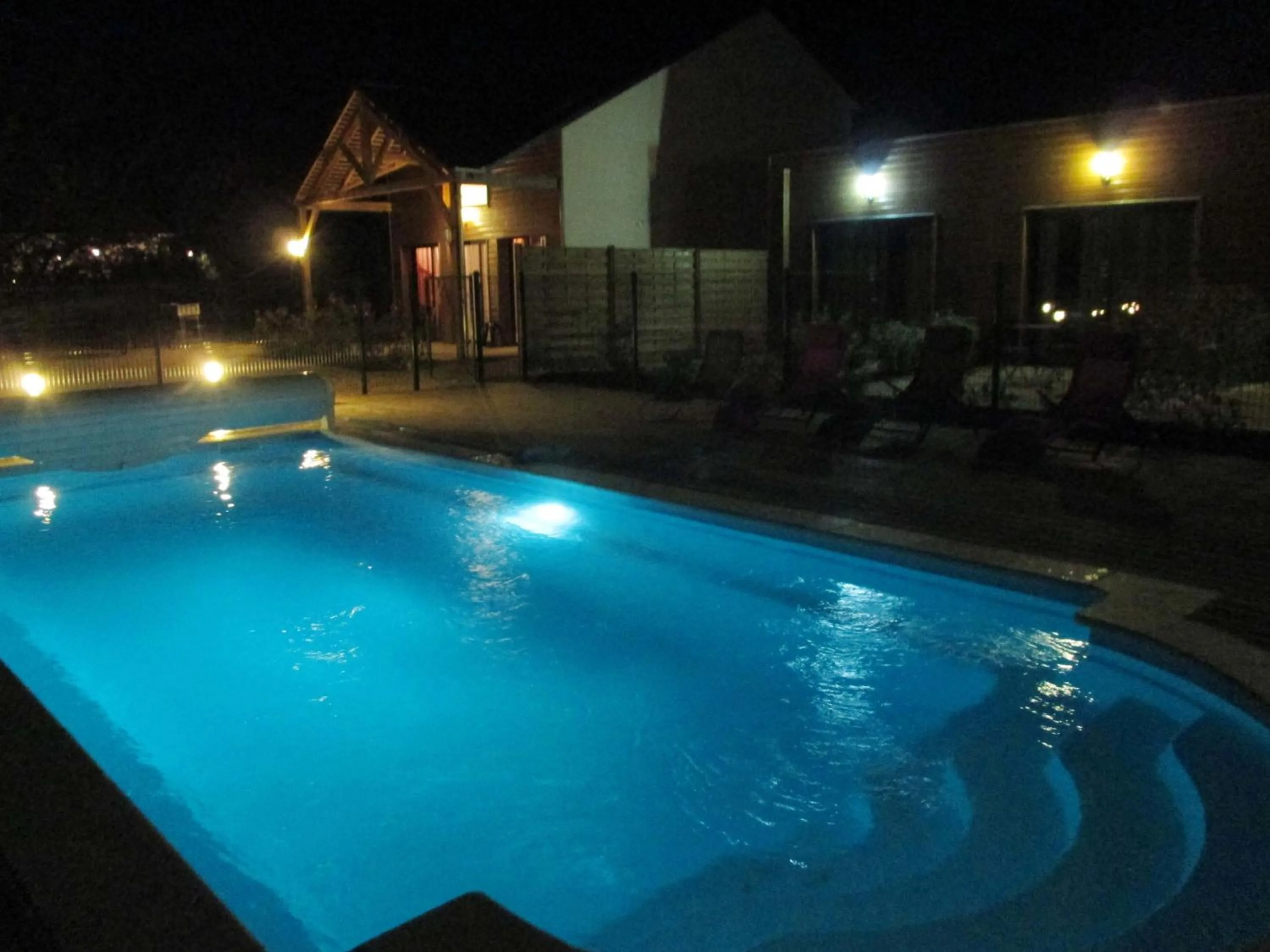 Pool view in Les Abris Du Château