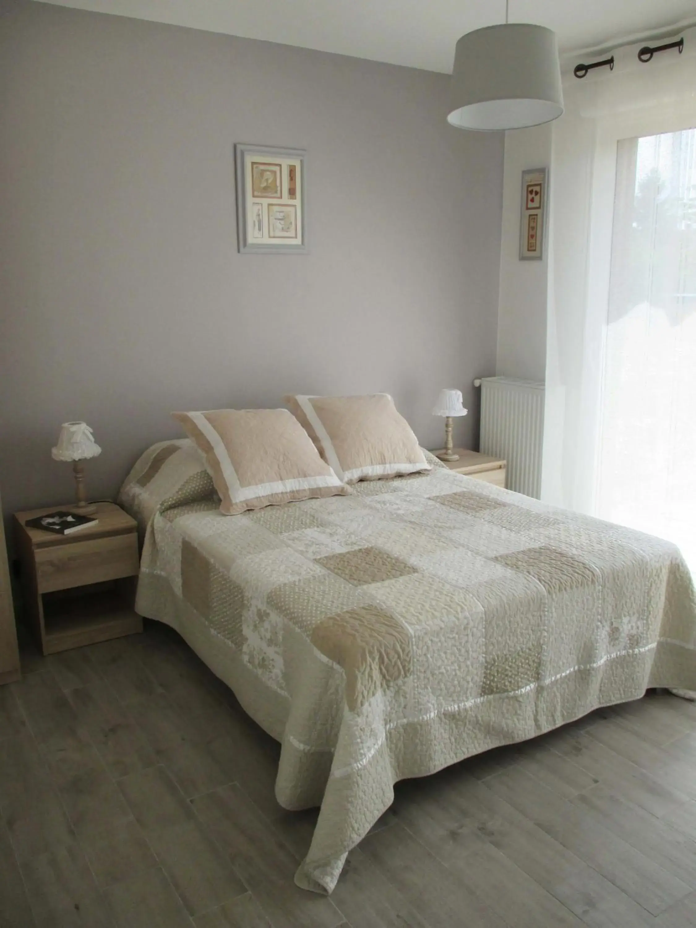 Double Room with Pool View - single occupancy in Les Abris Du Château Double Room with Pool View - single occupancy in Les Abris Du Château
