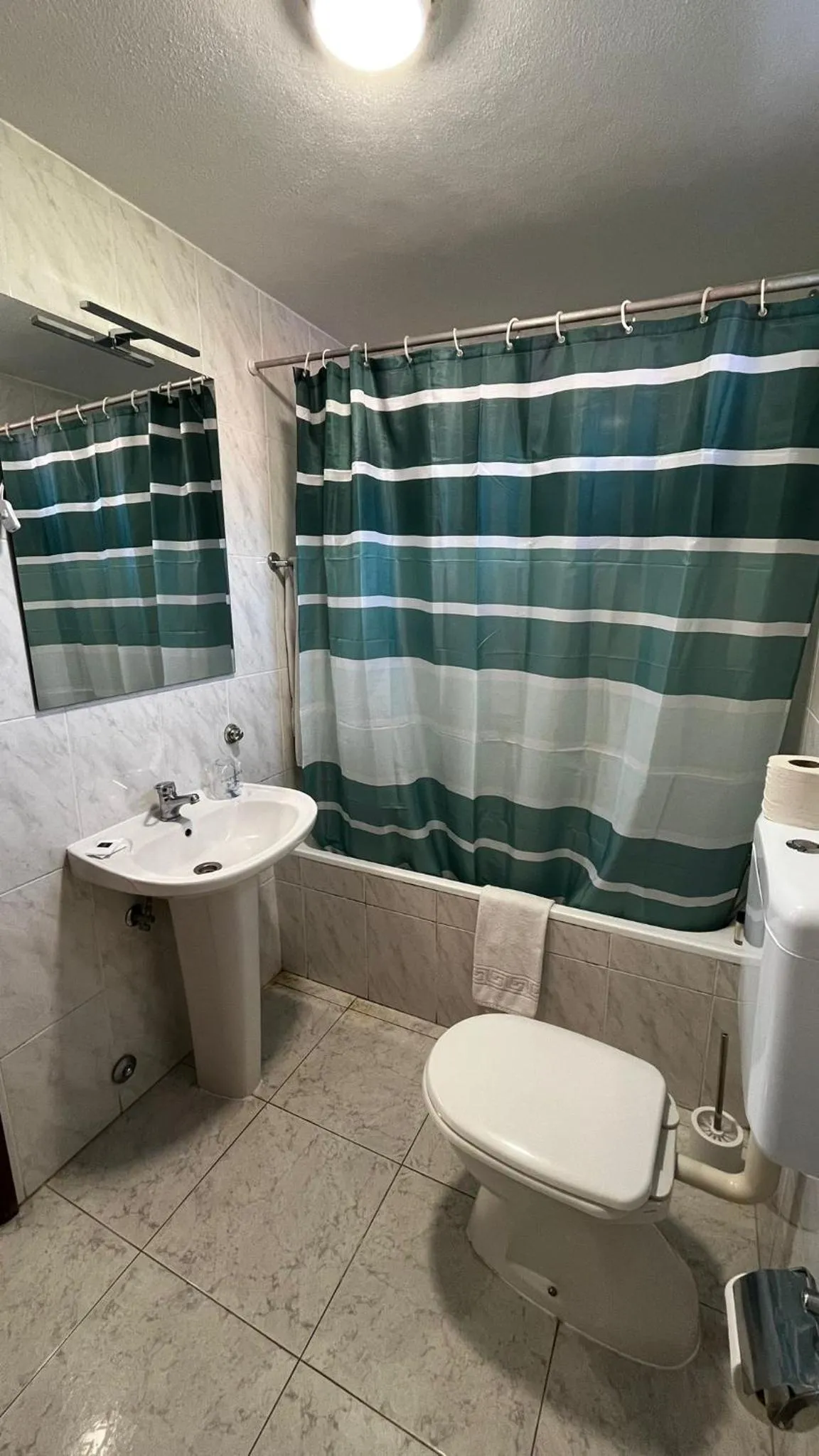 Bathroom in Hotel JSF