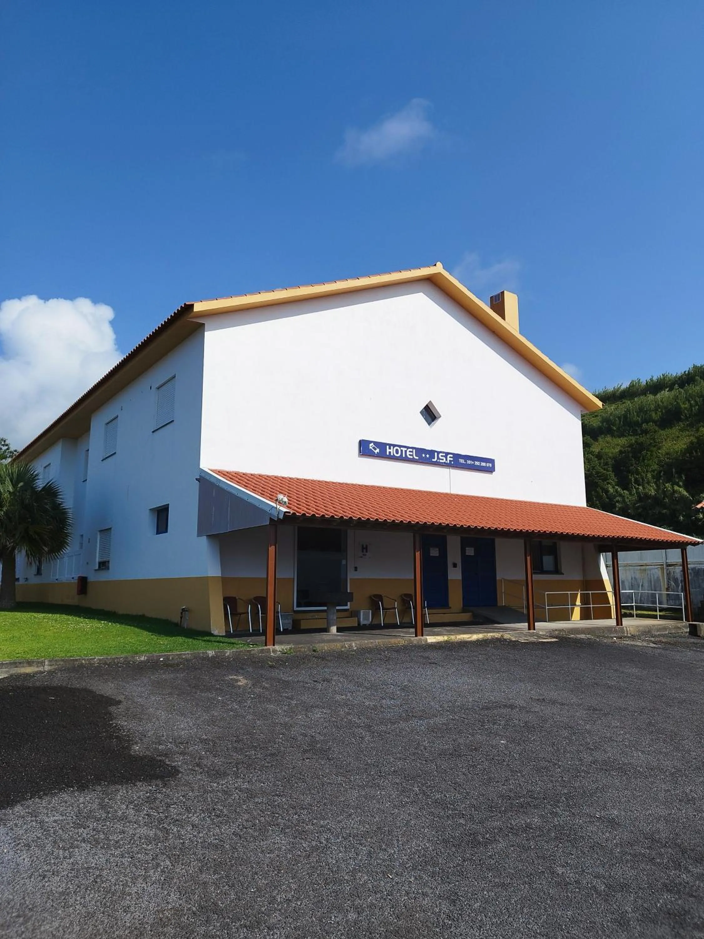 Property building in Hotel JSF