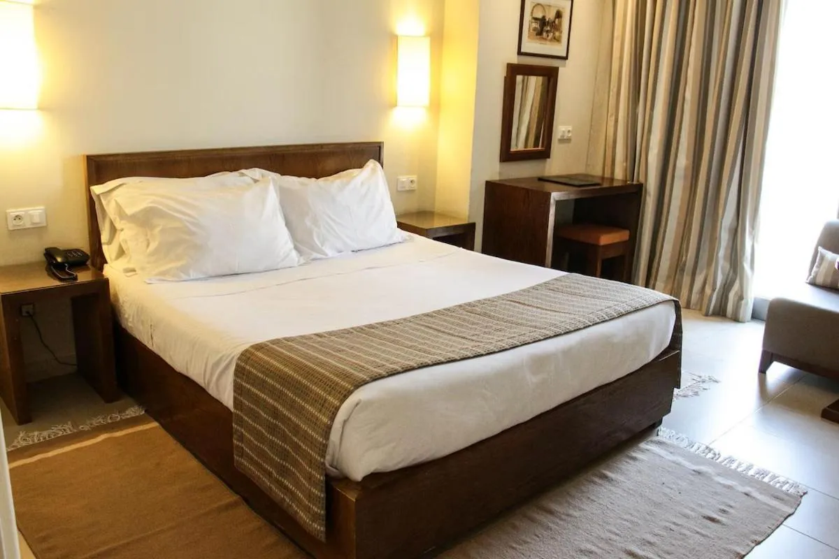 Bedroom, Bed in Hôtel Résidence Le Consul