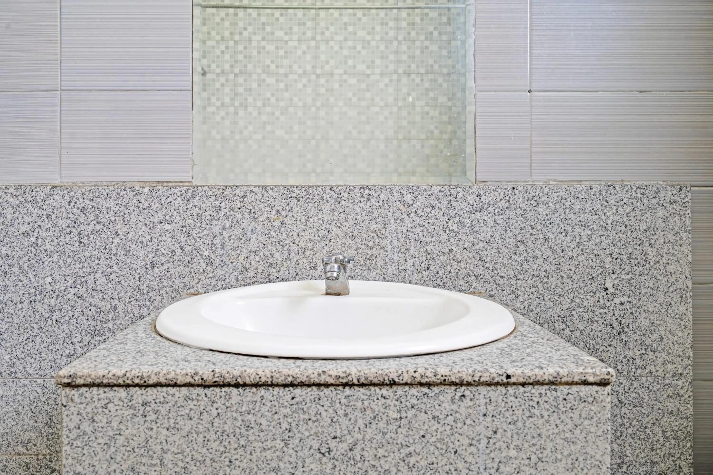 Bathroom in Collection O Lembang Near Dusun Bambu Formerly Hotel Bilique