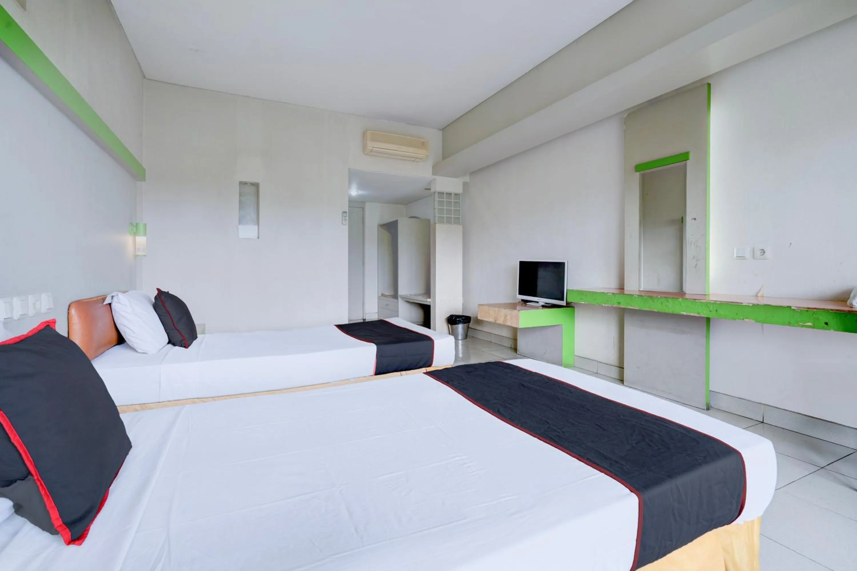 Bedroom in Collection O Lembang Near Dusun Bambu Formerly Hotel Bilique