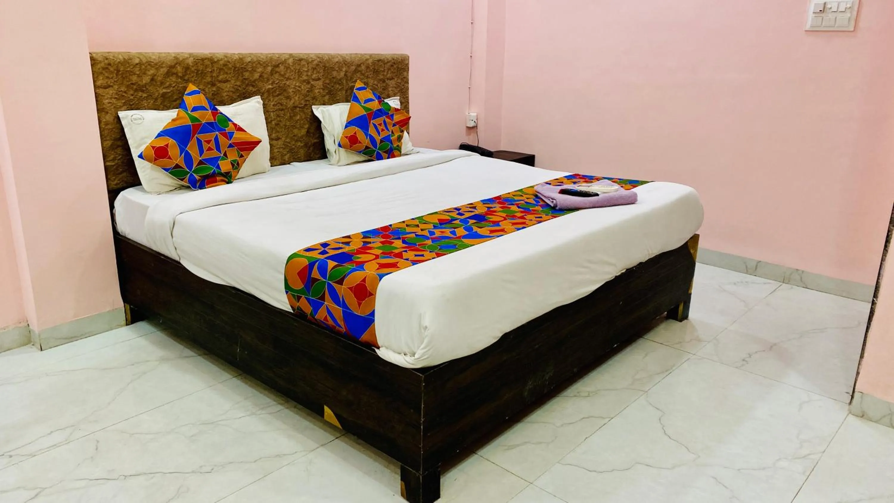 Bed in Hotel Dev Shree