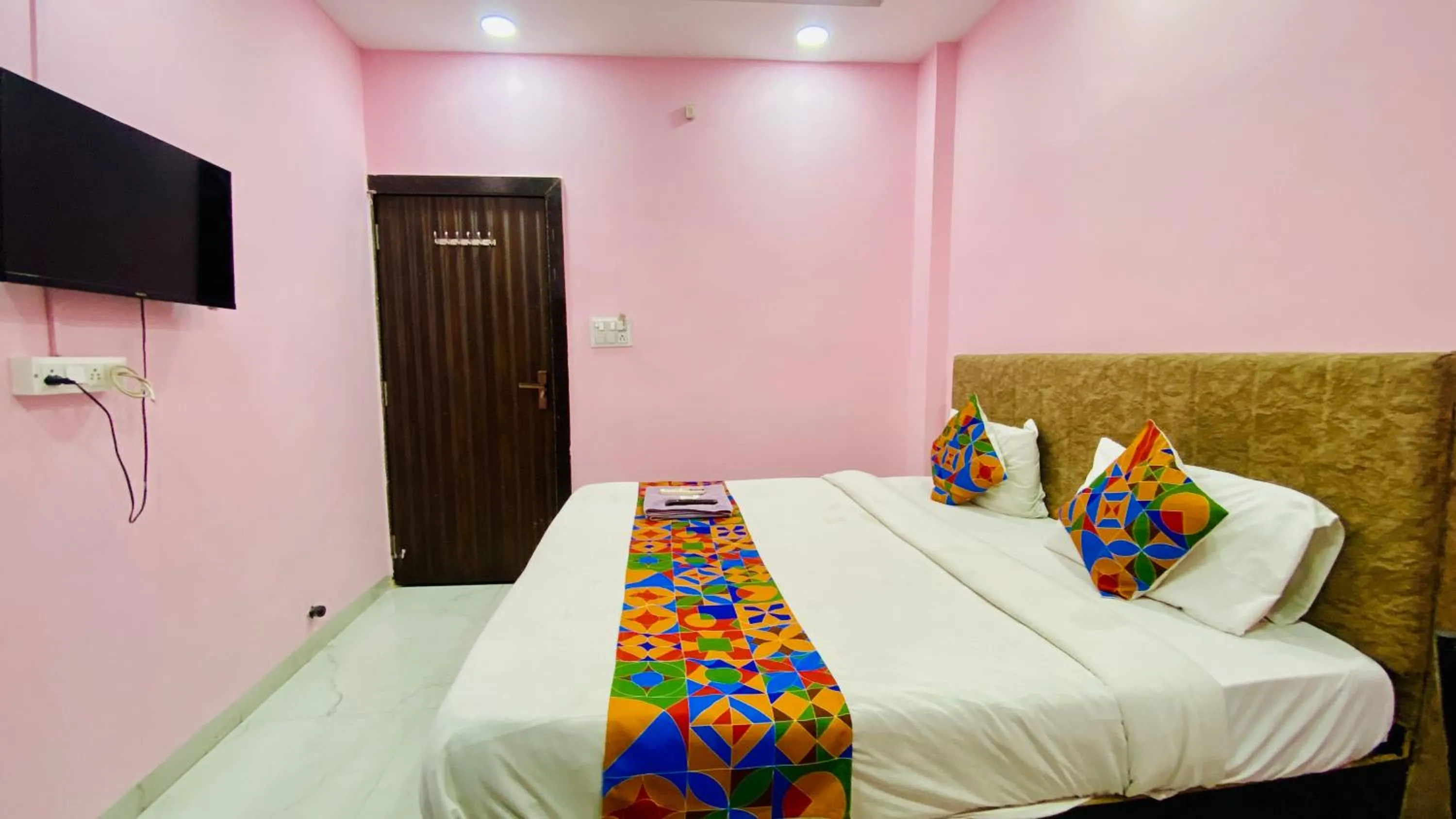 Bed in Hotel Dev Shree