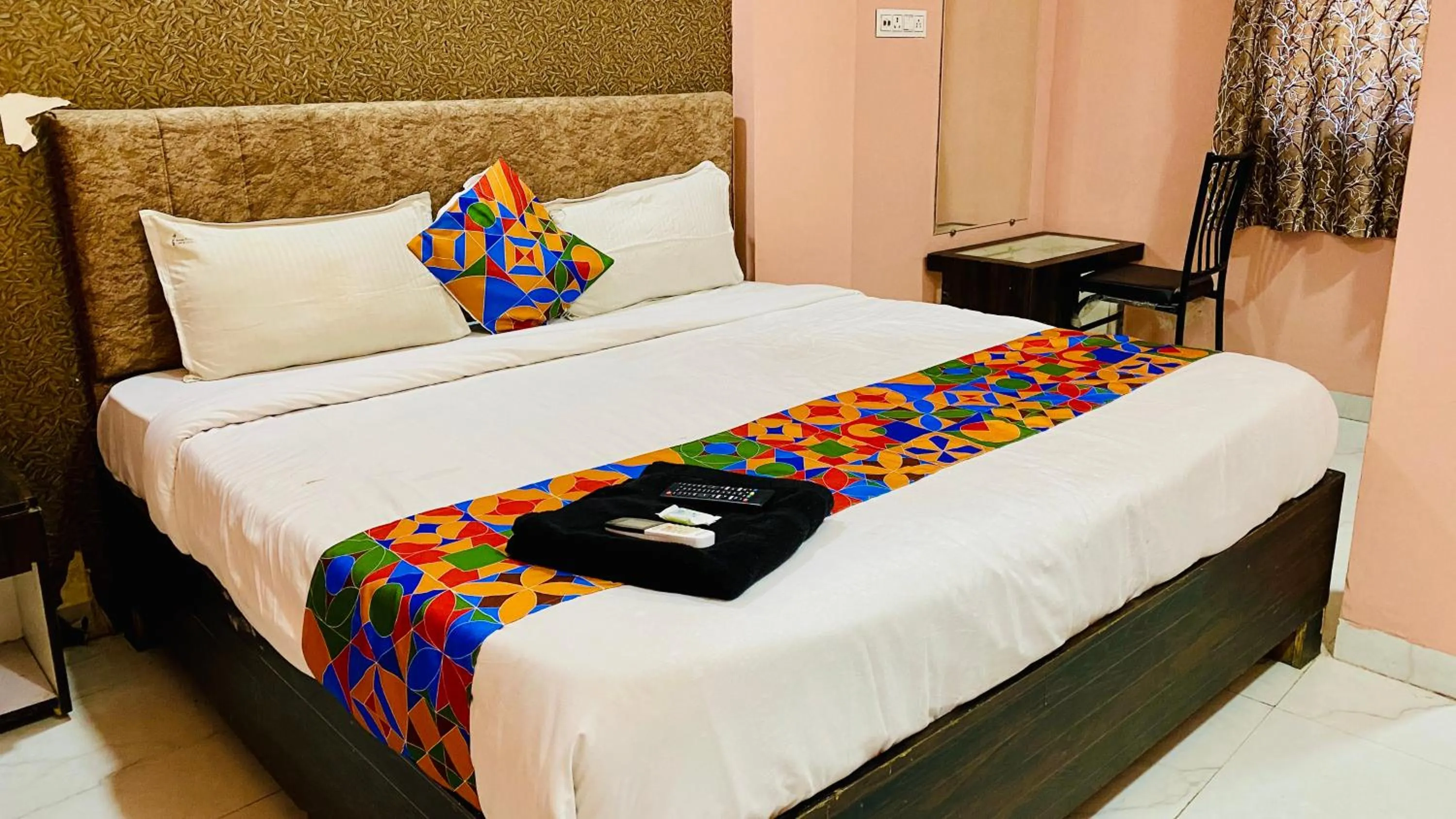 Bed in Hotel Dev Shree