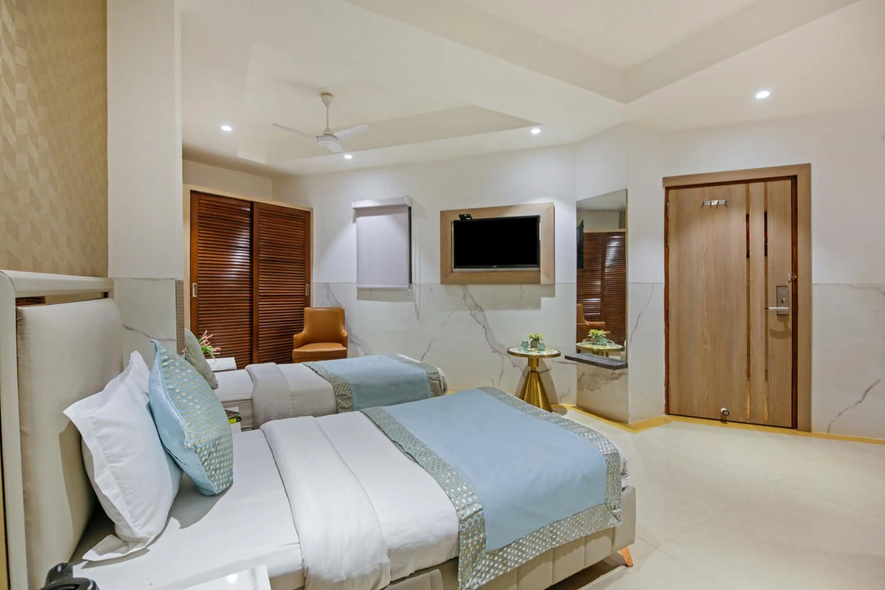 Bed in Hotel DELHI 37 by STAR GROUP