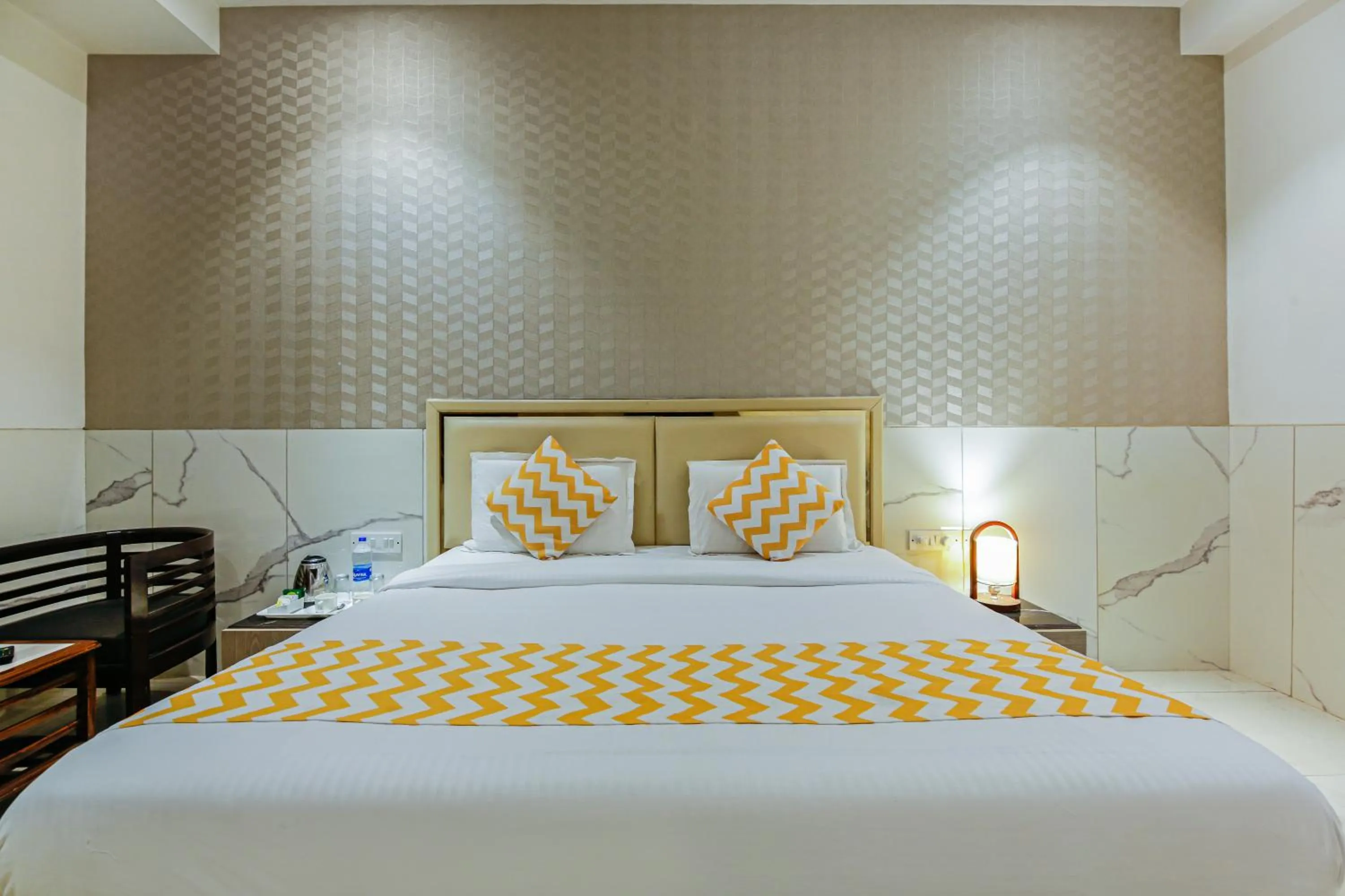 Bed in Hotel DELHI 37 by STAR GROUP