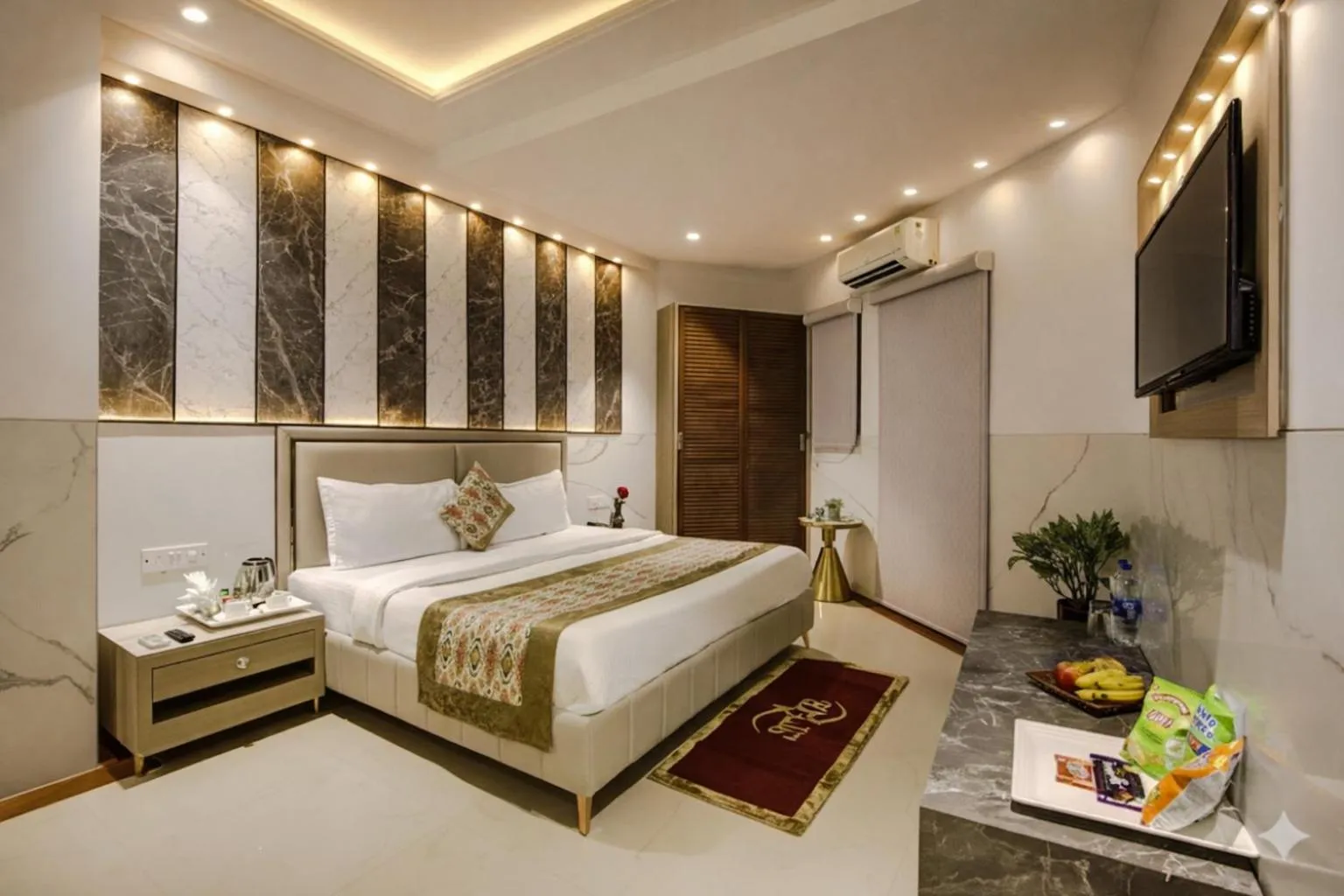 Photo of the whole room, Bed in Hotel DELHI 37 by STAR GROUP