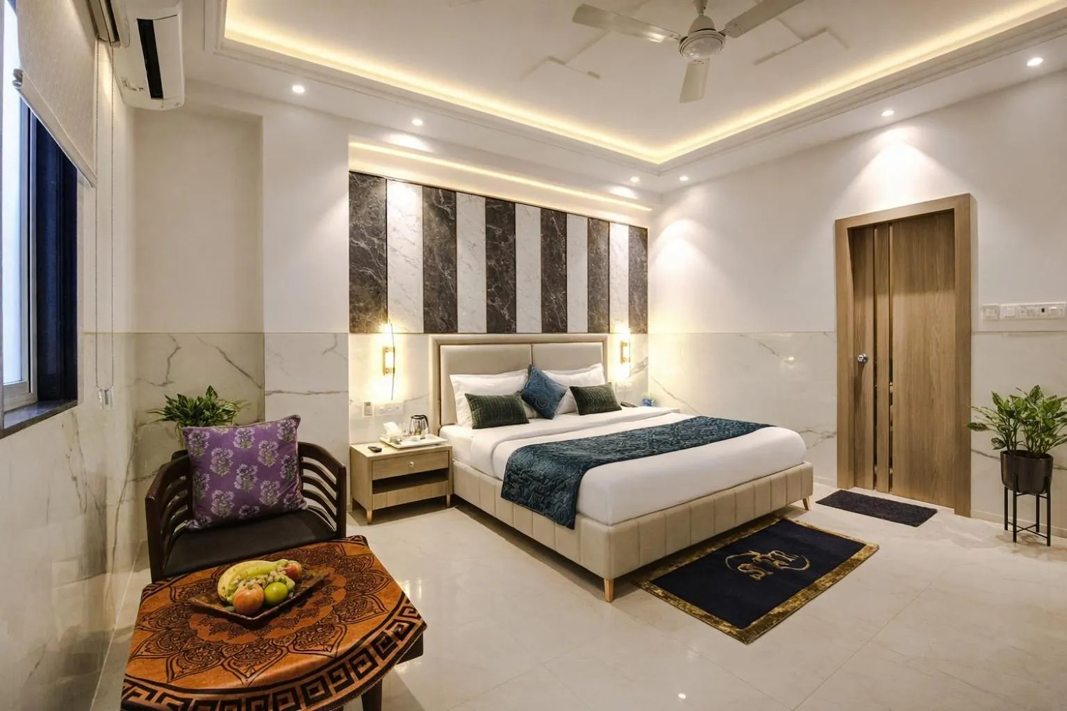 Photo of the whole room, Bed in Hotel DELHI 37 by STAR GROUP