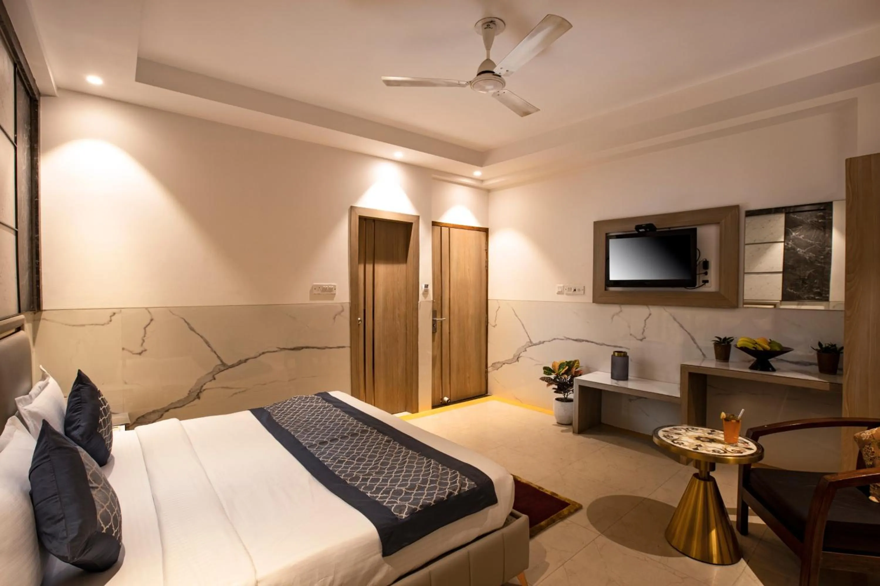 Photo of the whole room, Bed in Hotel DELHI 37 by STAR GROUP