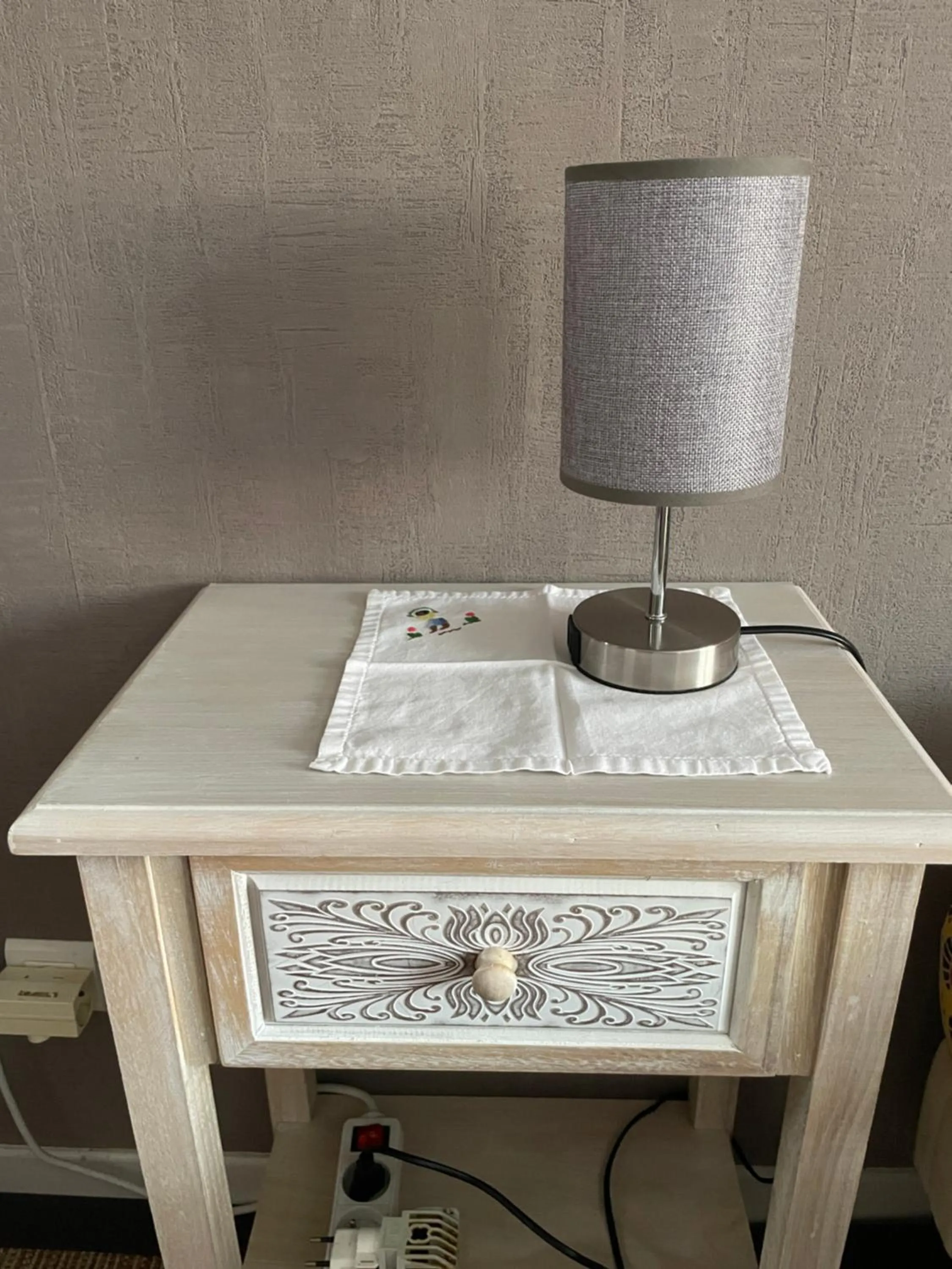 Decorative detail in La Chambre Du Voyageur