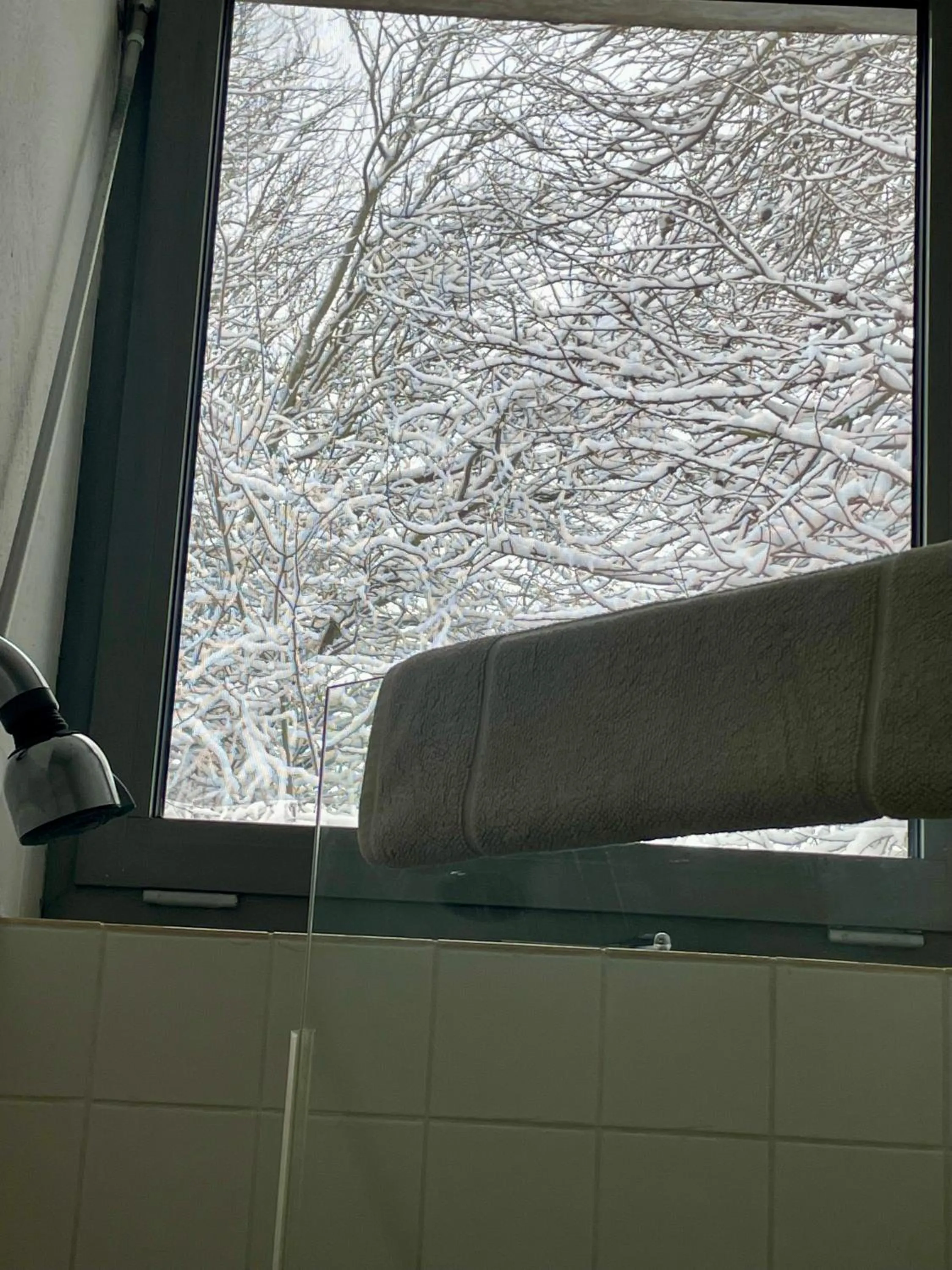 Bathroom in Room Art Lovers