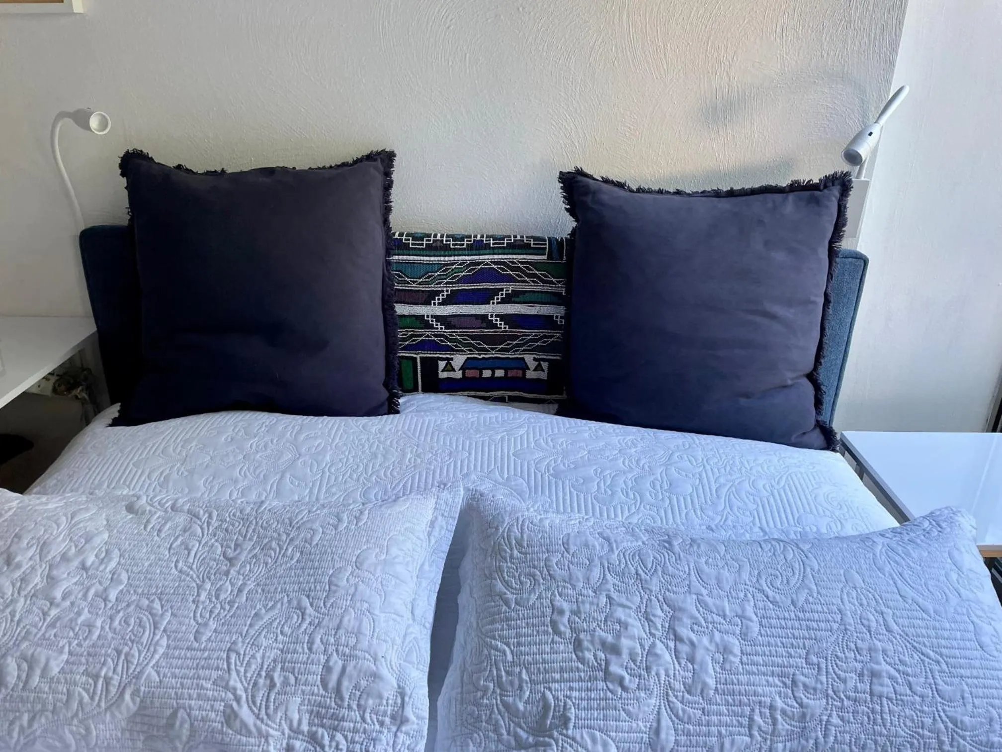 Bed in Room Art Lovers