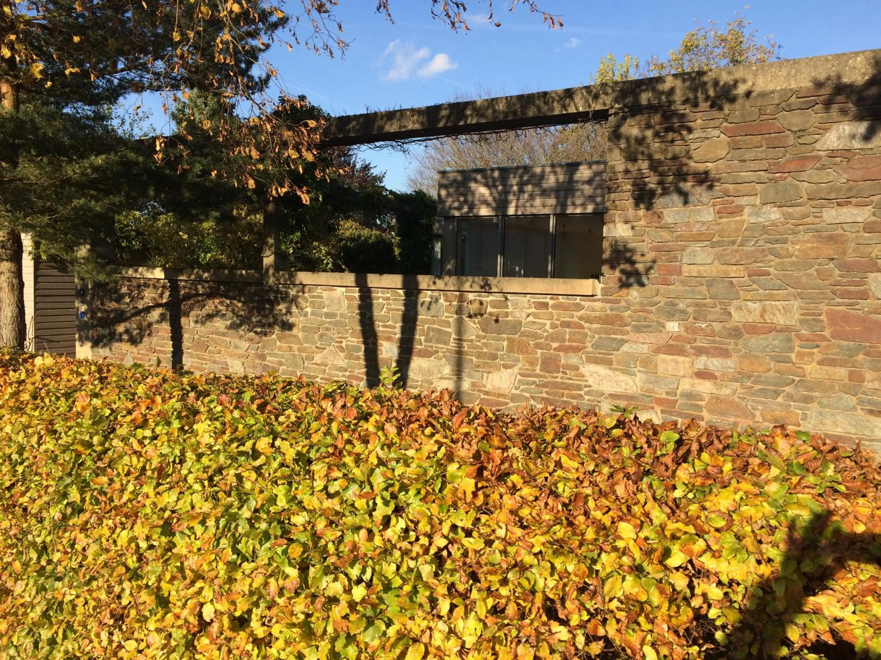 Property building in Room Art Lovers