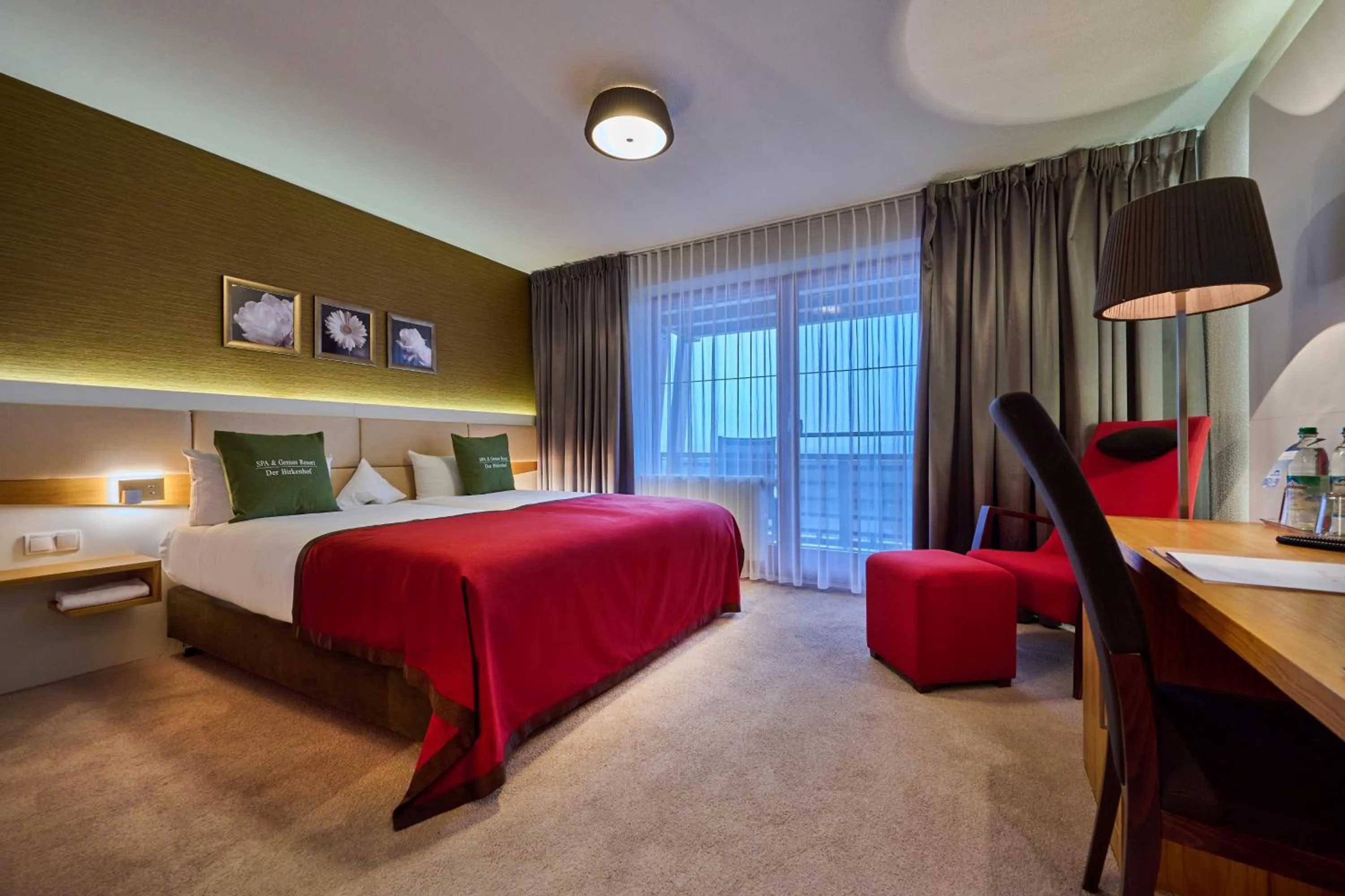 Photo of the whole room, Bed in Der Birkenhof Spa & Genuss Resort