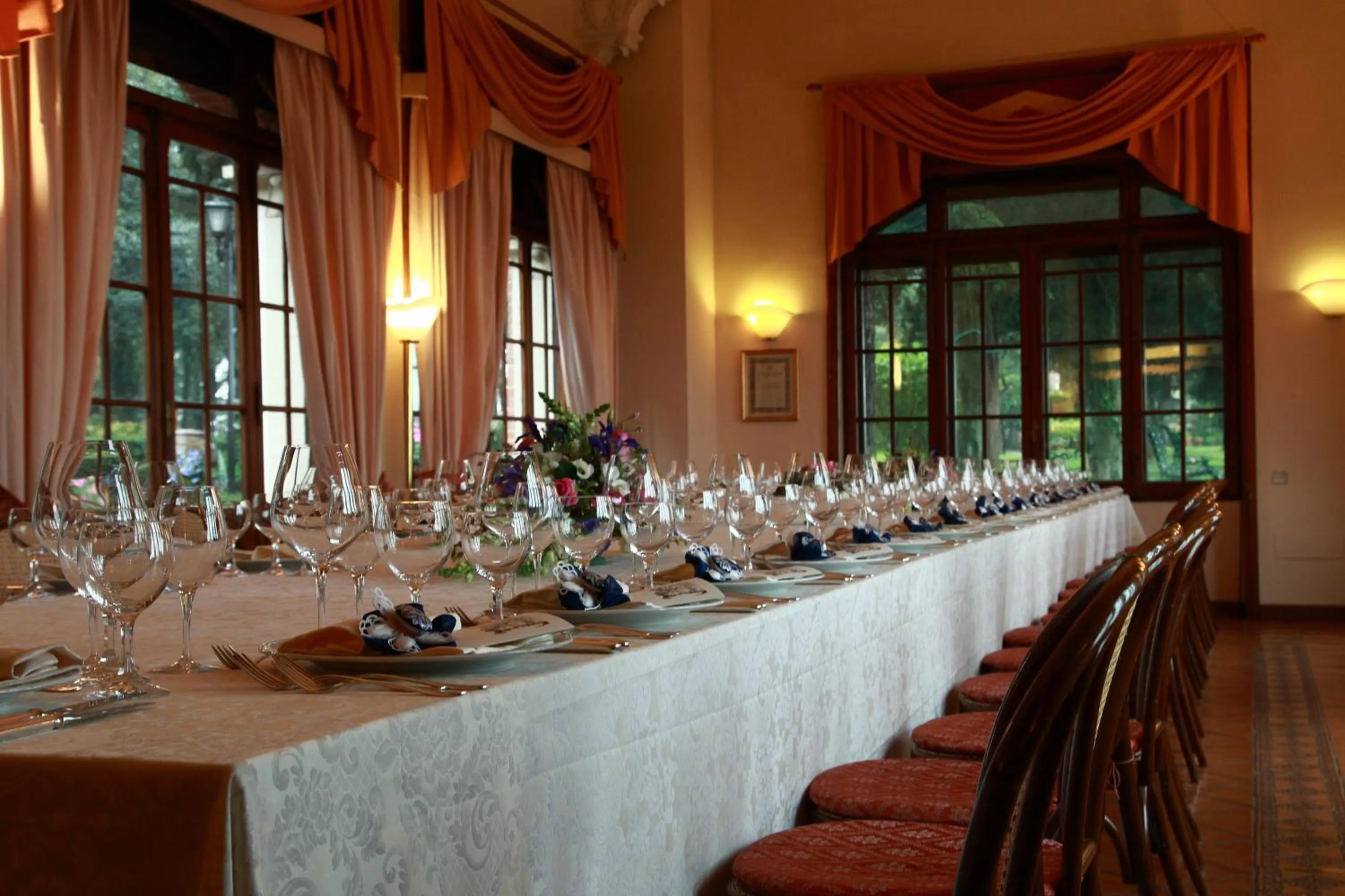 Restaurant/places to eat in Villa Pambuffetti
