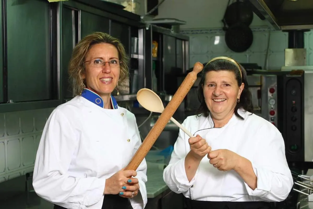 Kitchen or kitchenette in Villa Pambuffetti