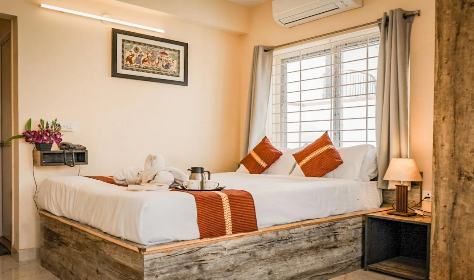 Bed in Ostro Inn New Town