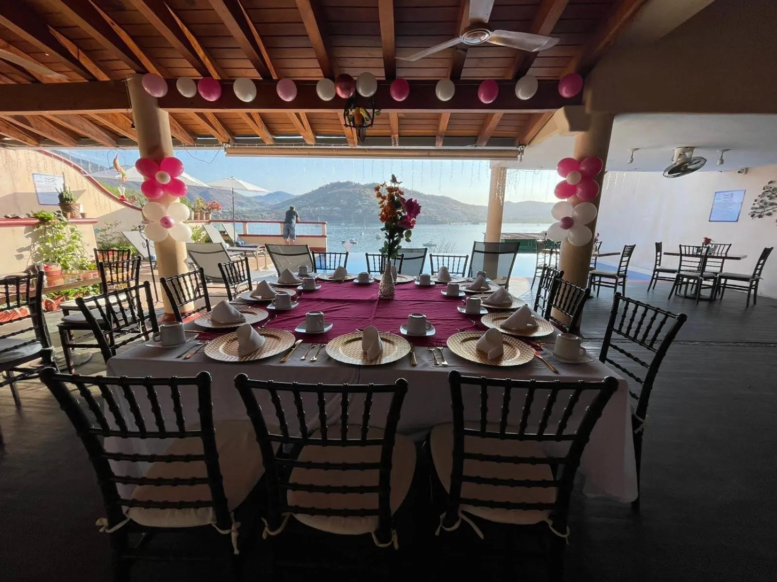 Restaurant/places to eat in Villa del Pescador