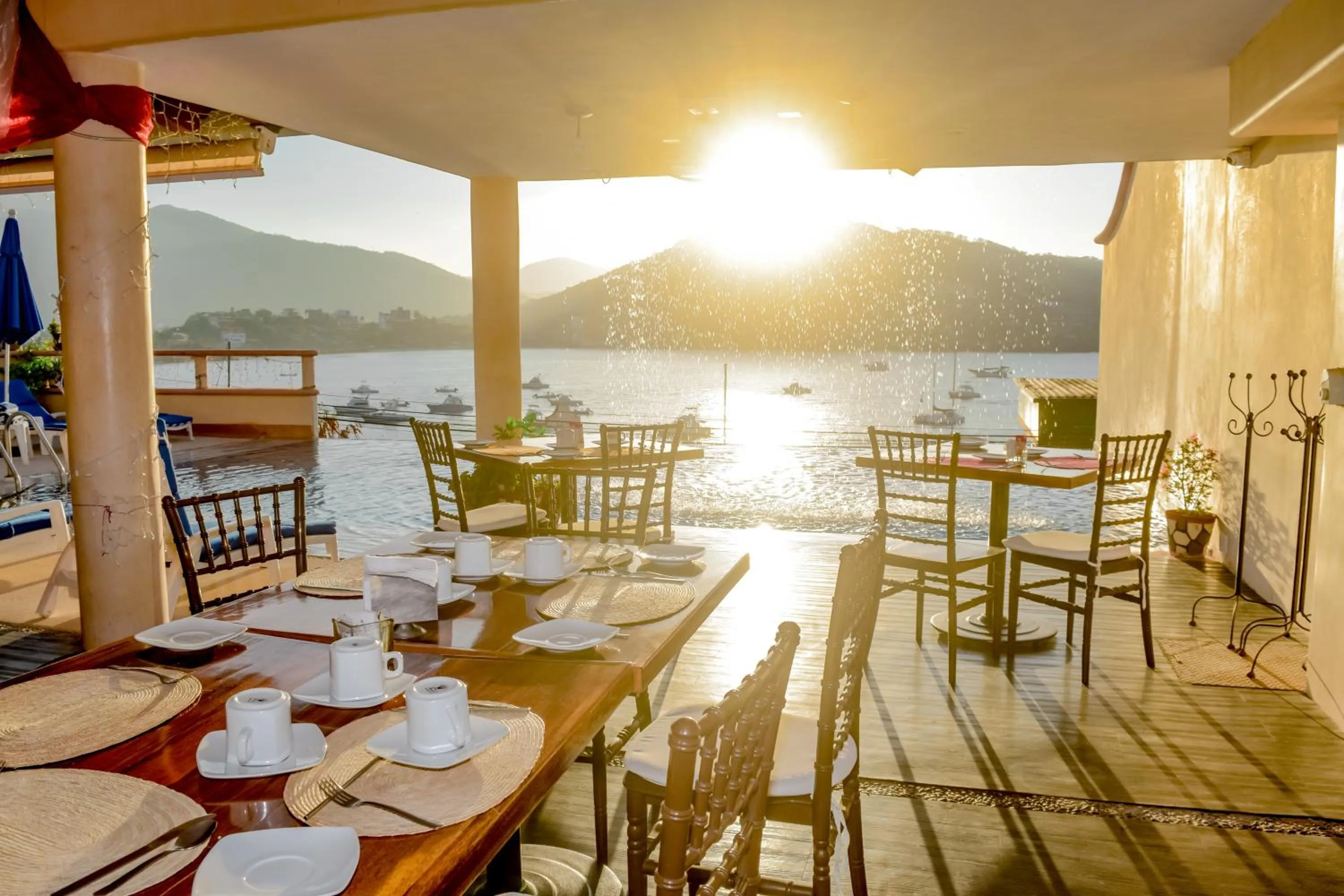 Restaurant/places to eat in Villa del Pescador