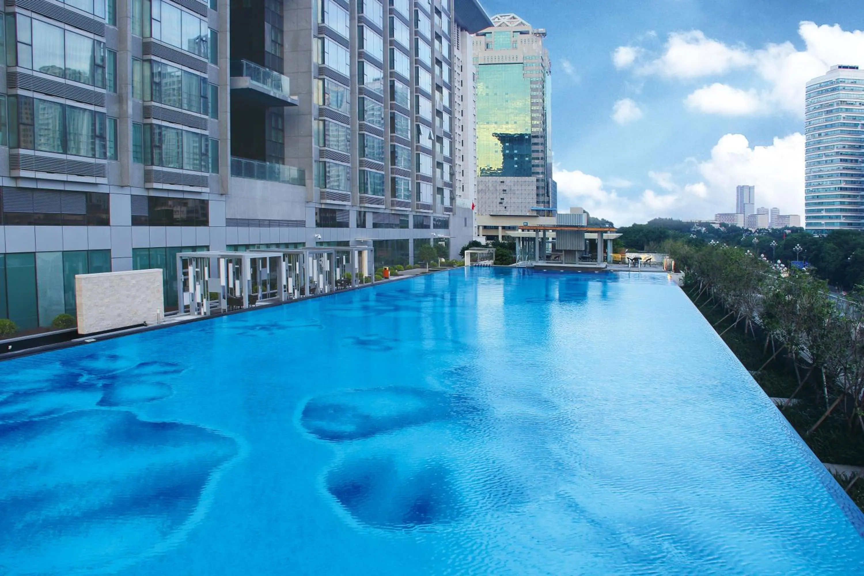 Swimming pool in Sentosa Hotel Apartment Taoyuan Branch