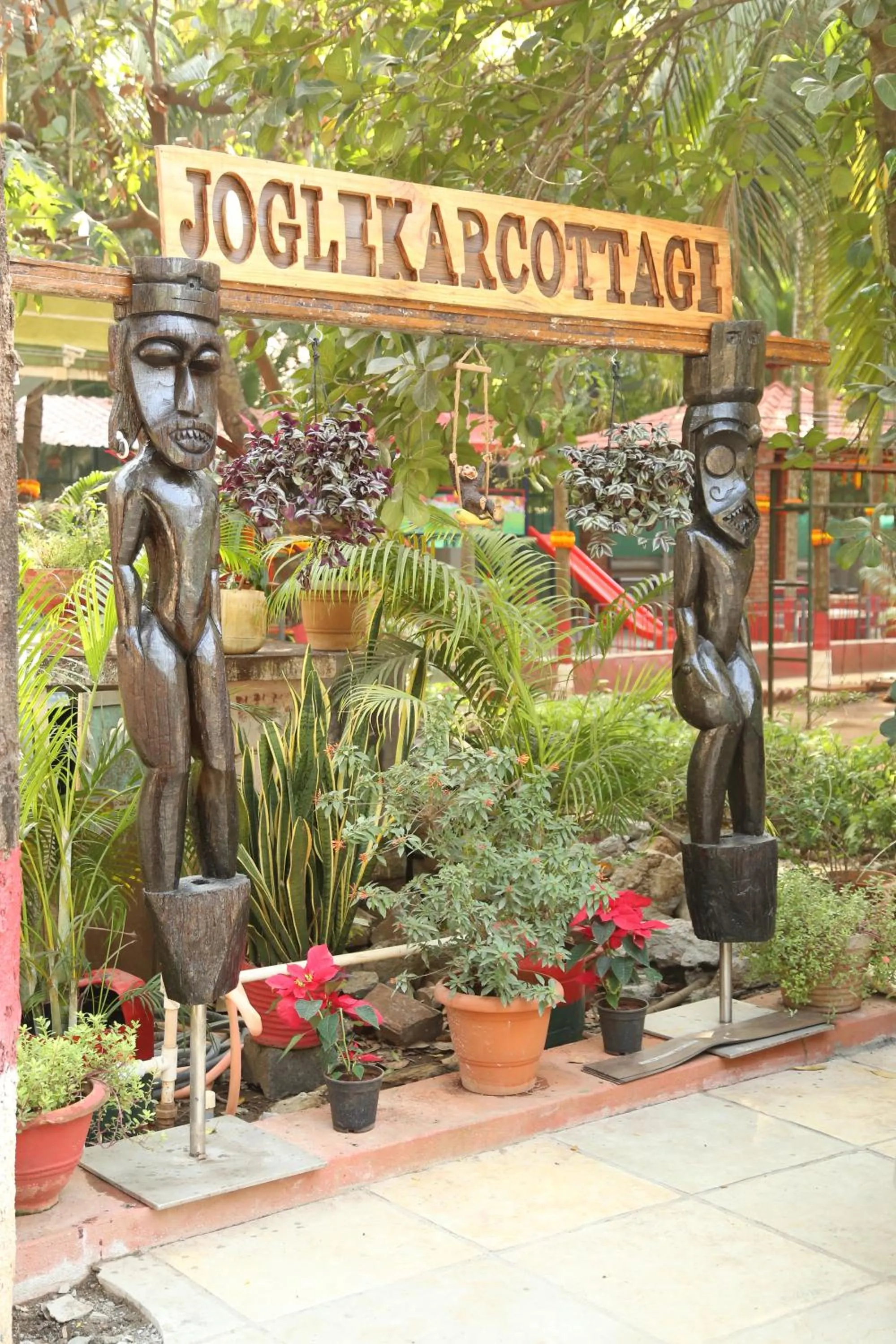 Garden view in Jogalekar Cottage Alibaug