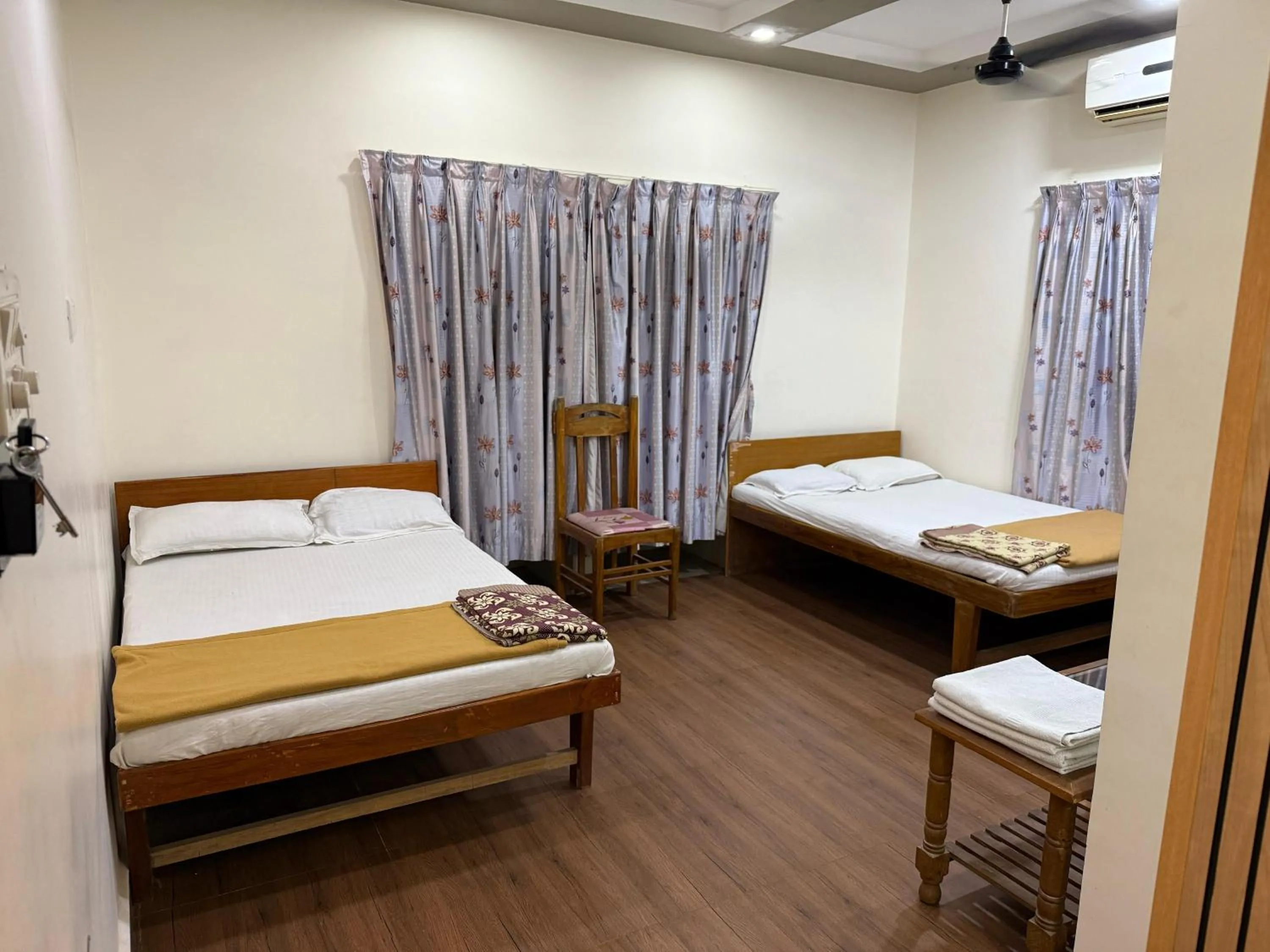 Bedroom, Bed in Jogalekar Cottage Alibaug