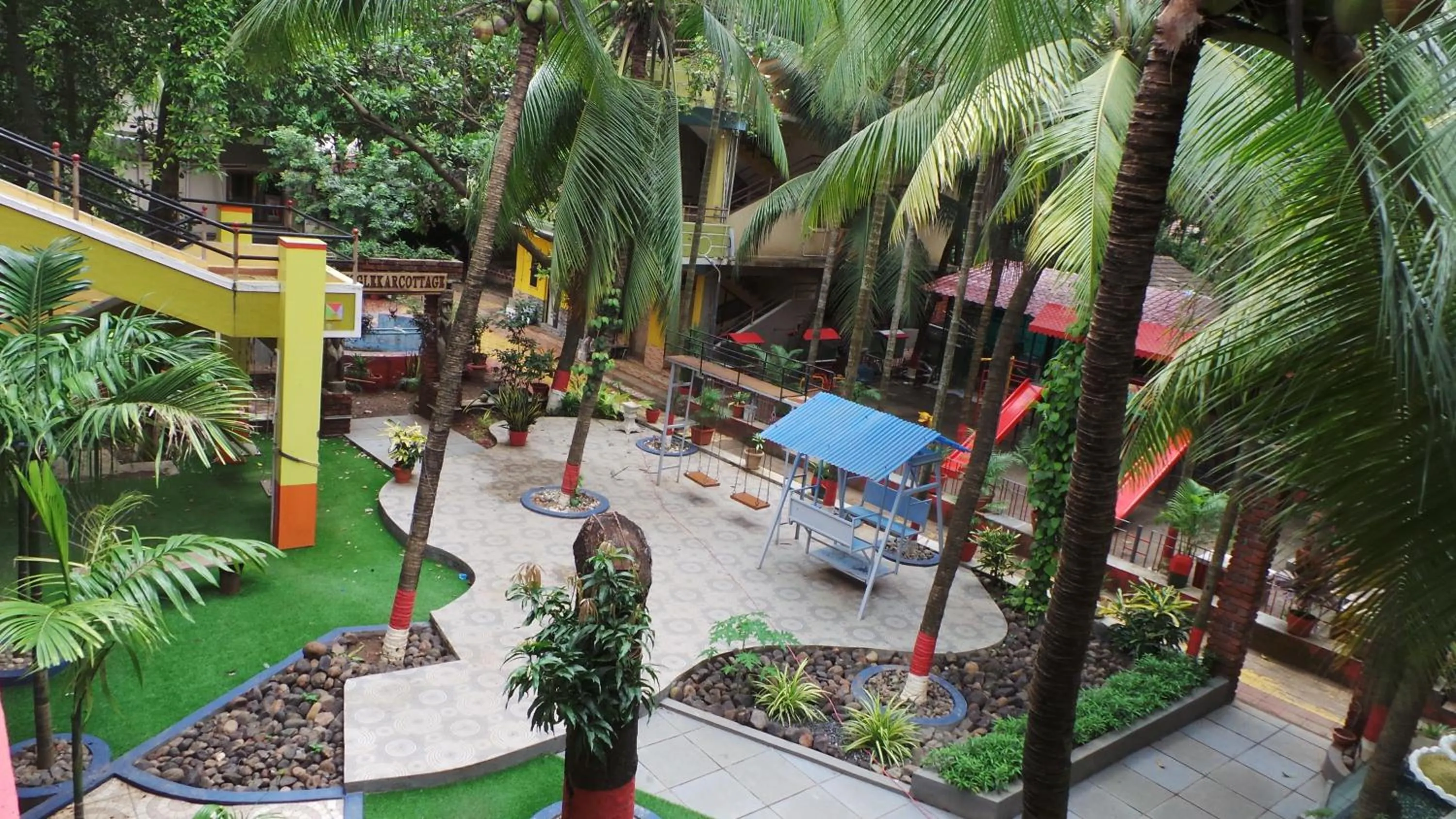 Garden in Jogalekar Cottage Alibaug