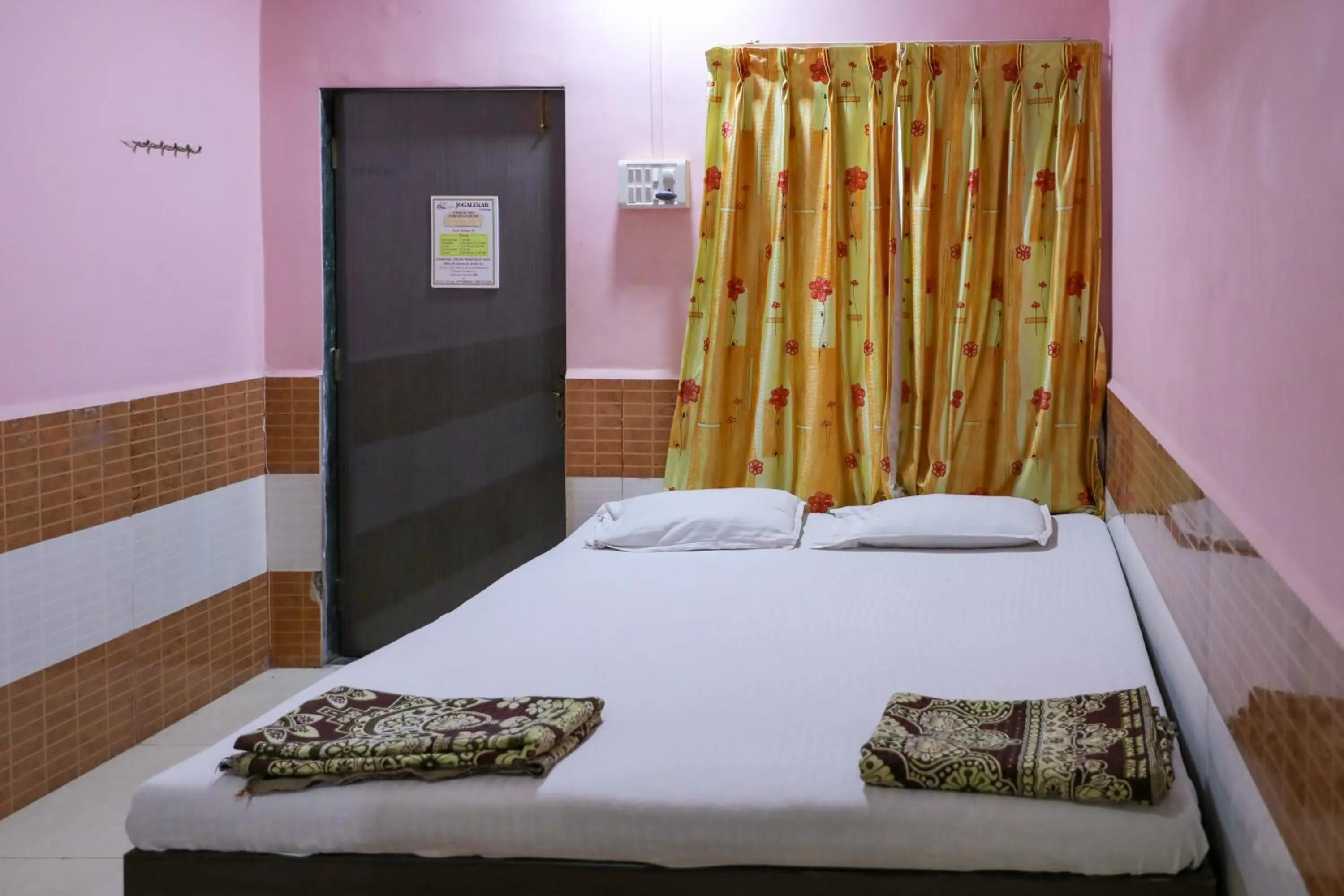 Bedroom, Bed in Jogalekar Cottage Alibaug