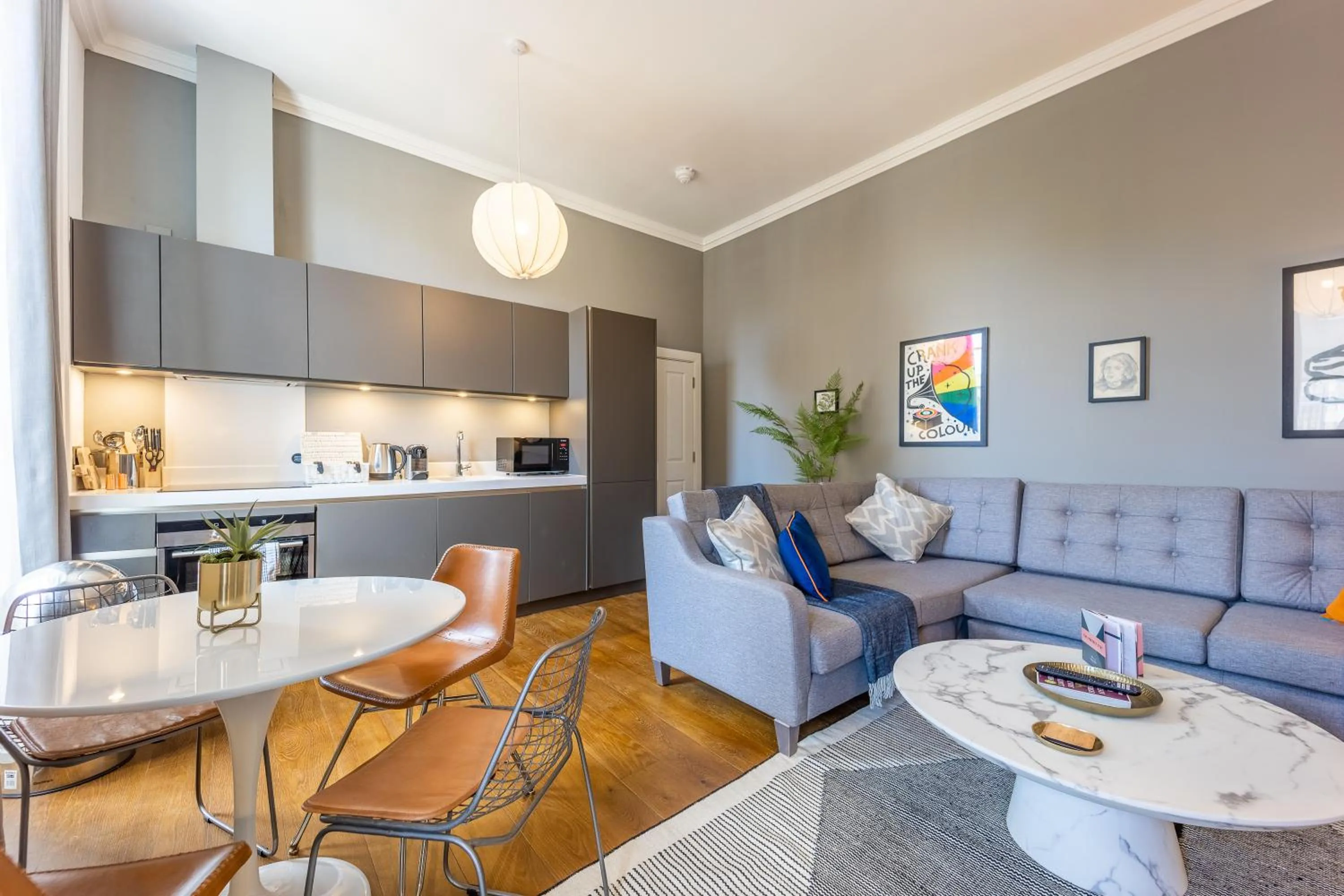 Kitchen or kitchenette in No1 Apartments Edinburgh - George IV Bridge