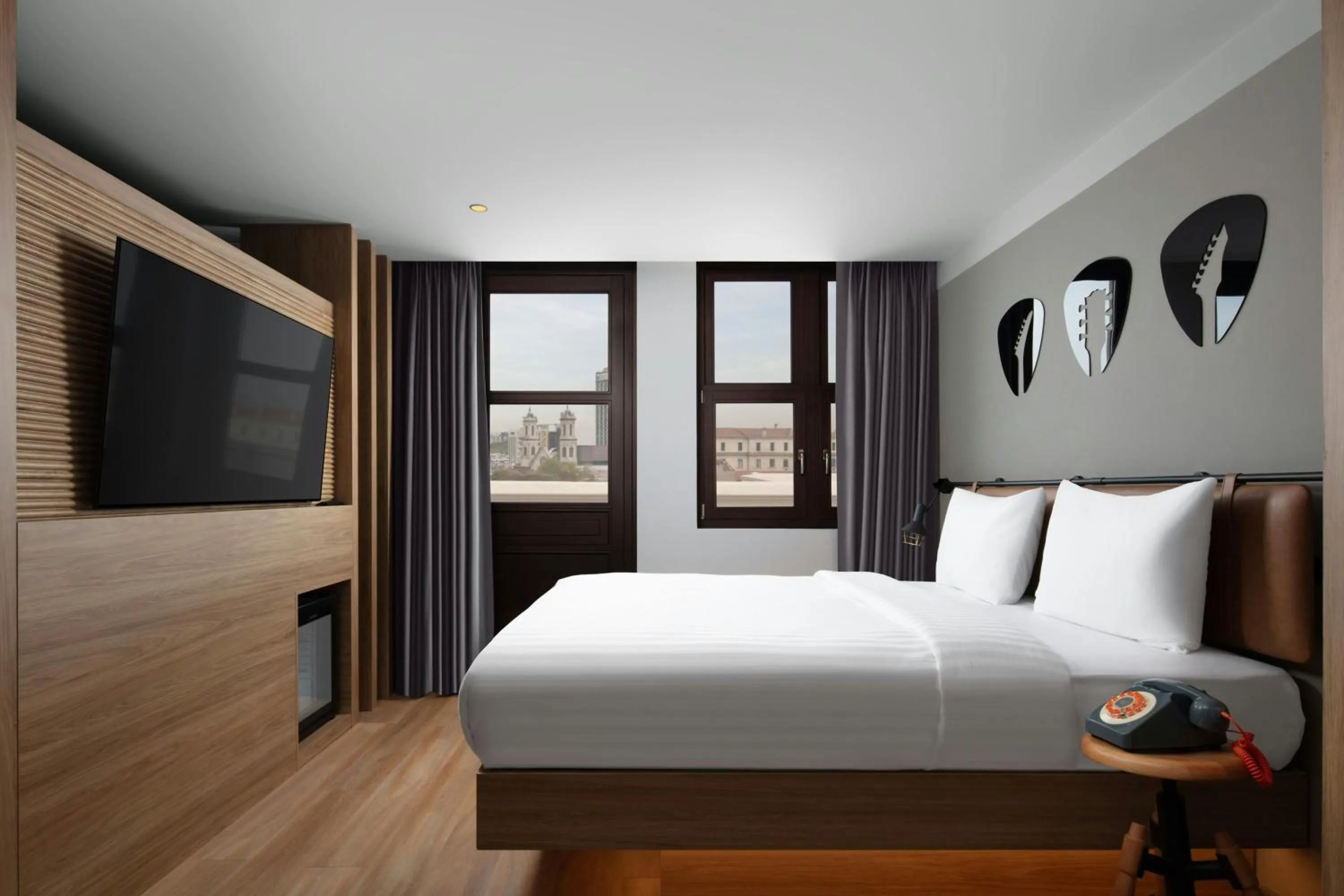 Bedroom, Bed in Moxy Istanbul Taksim by Marriott Bonvoy